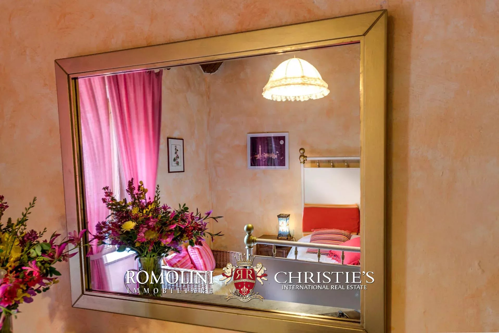 18 Bedroom Villa/Townhouse's Image 79