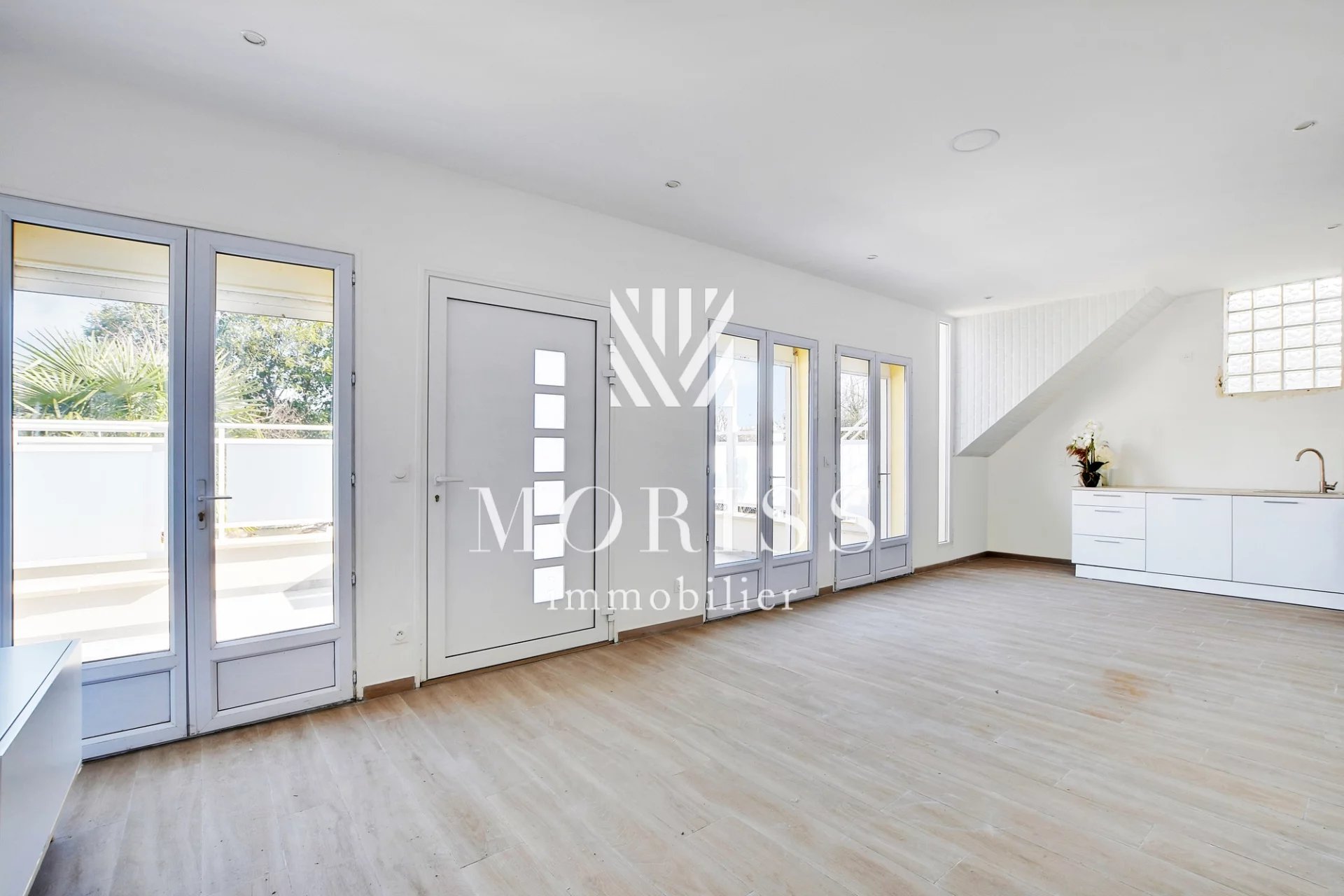 Agence immobilière de 