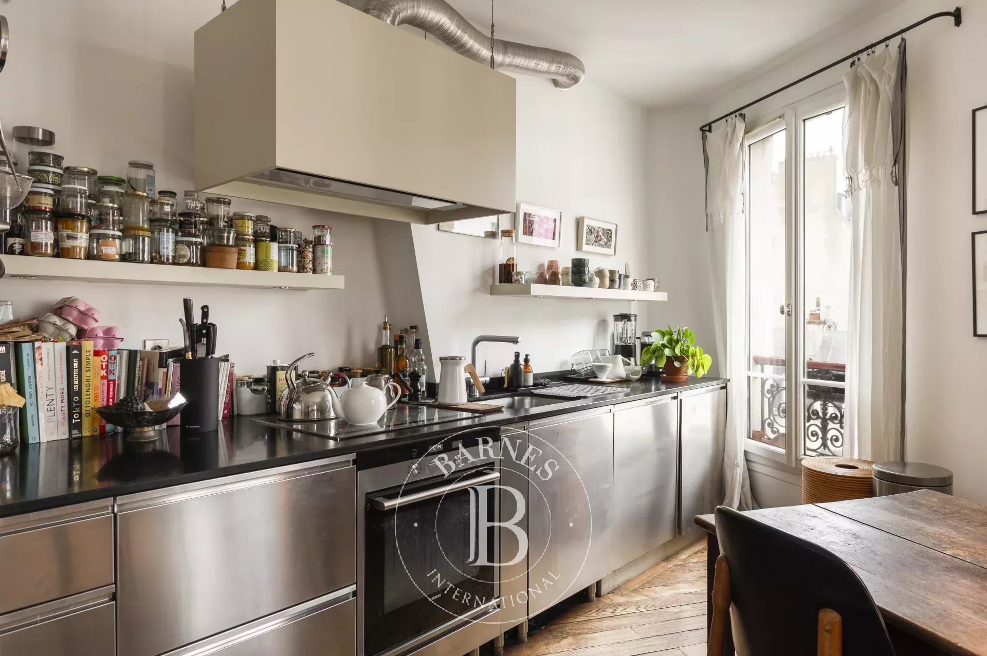 Daire Paris 18ème - picture 25