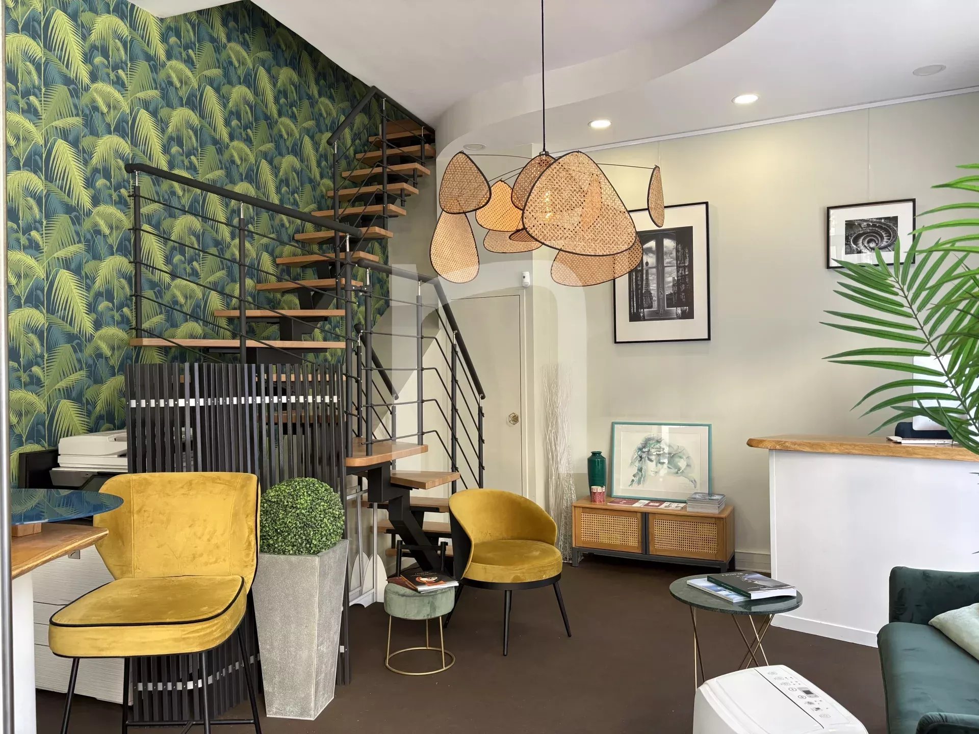 Boutique + 1er étage Ranelagh Jasmin 60 m2