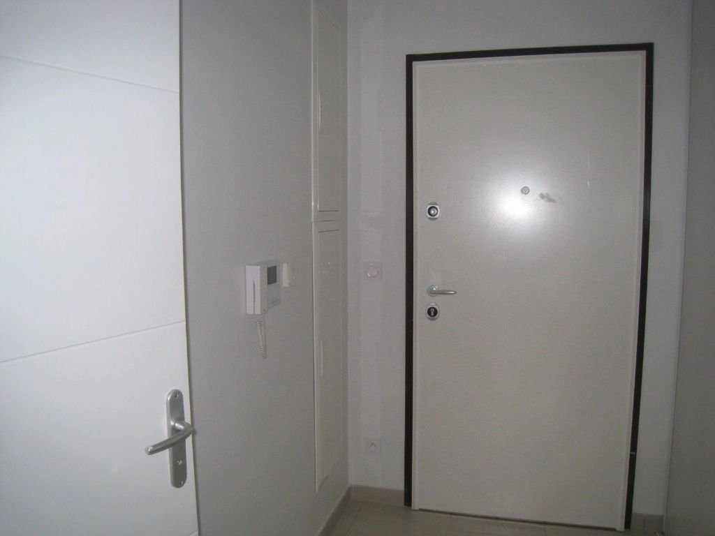 480895 Location Lyon 9ème