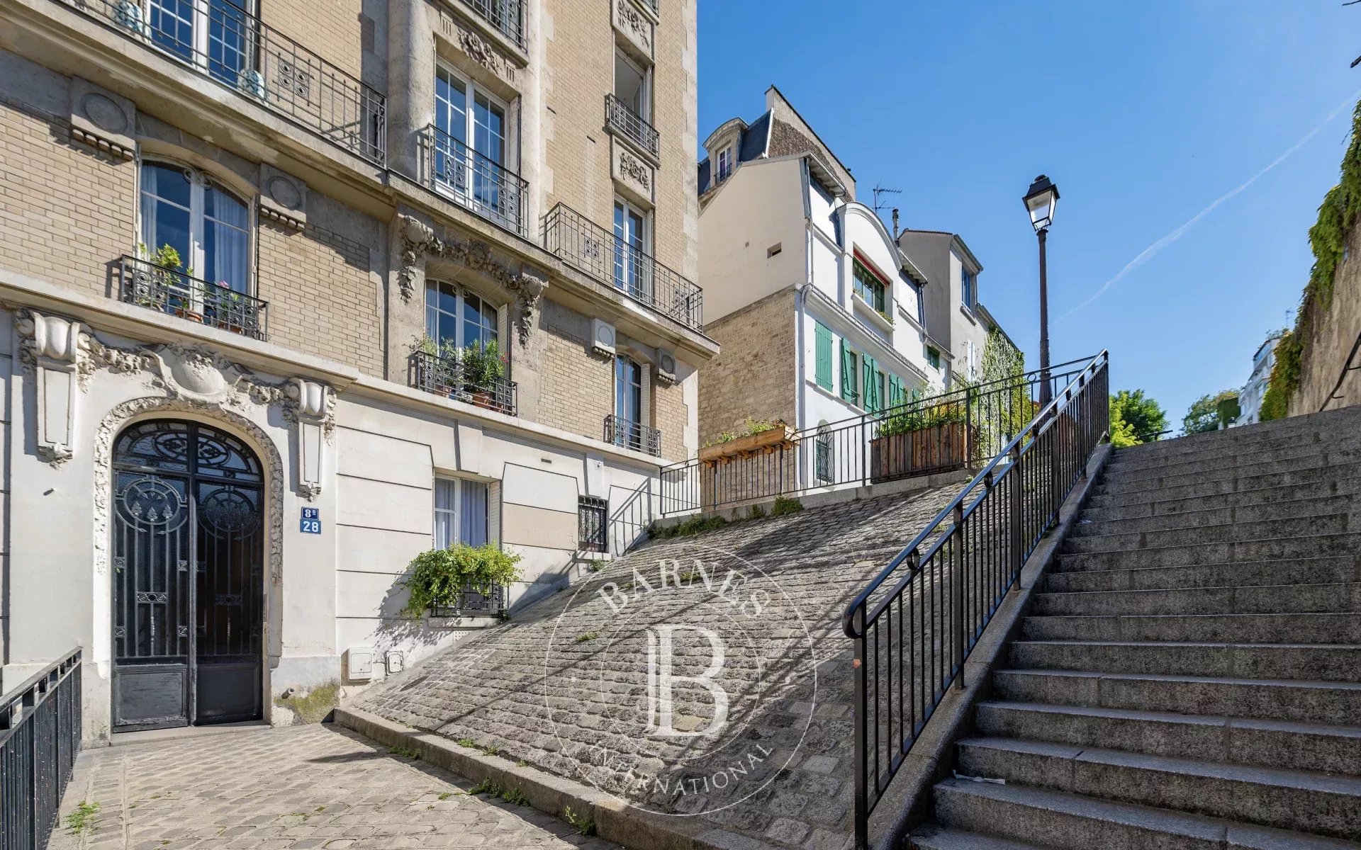 Daire Paris 18ème - picture 17