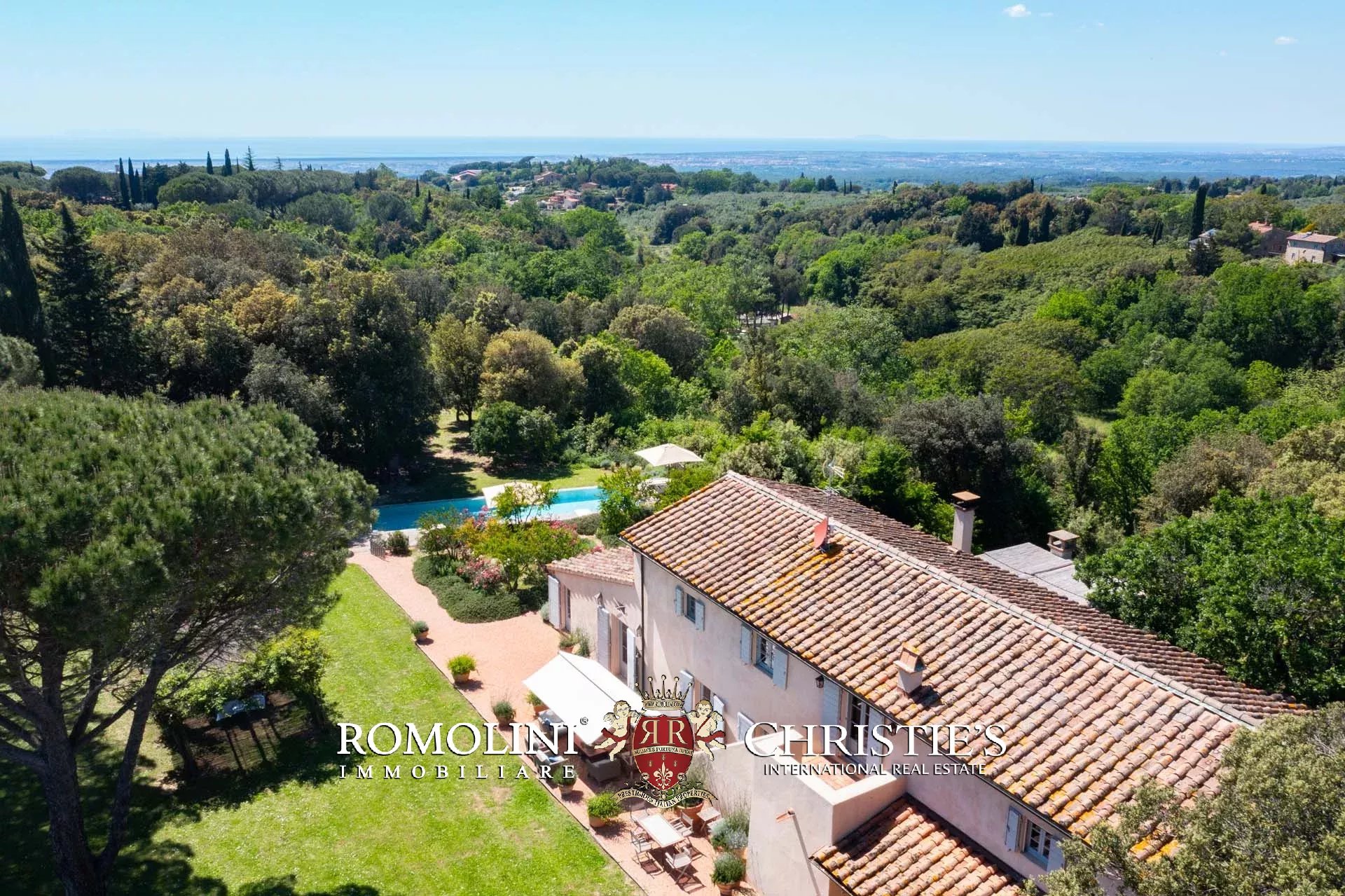 EQUESTRIAN SEA VIEW WINE ESTATE WITH VINEYARDS FOR SALE CLOSE TO BOLGHERI, TUSCANY