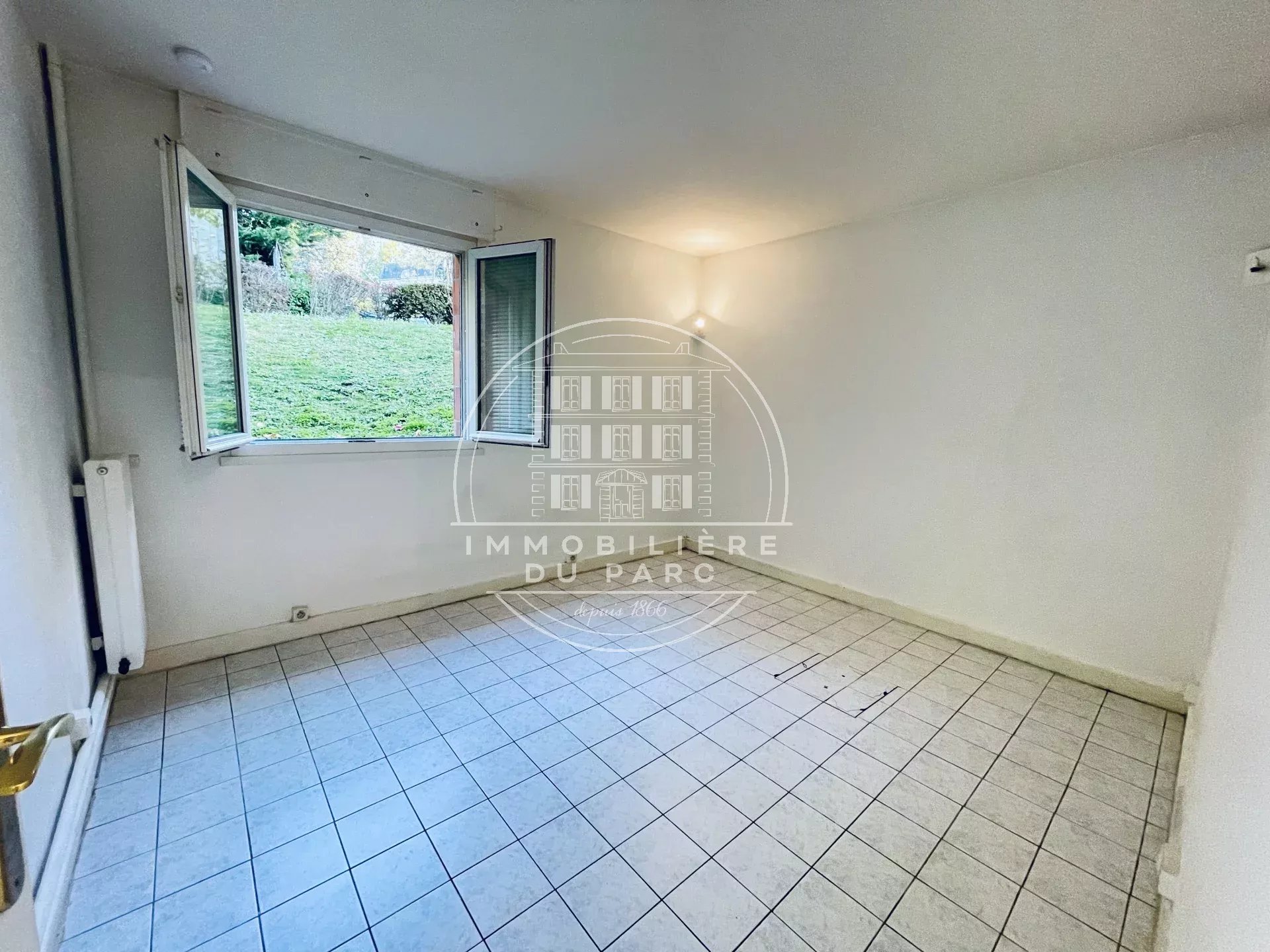 Rental Apartment Louveciennes