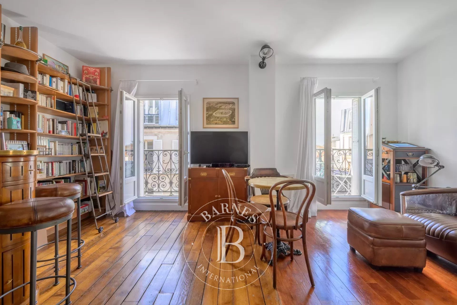 Daire Paris 18ème - picture 4