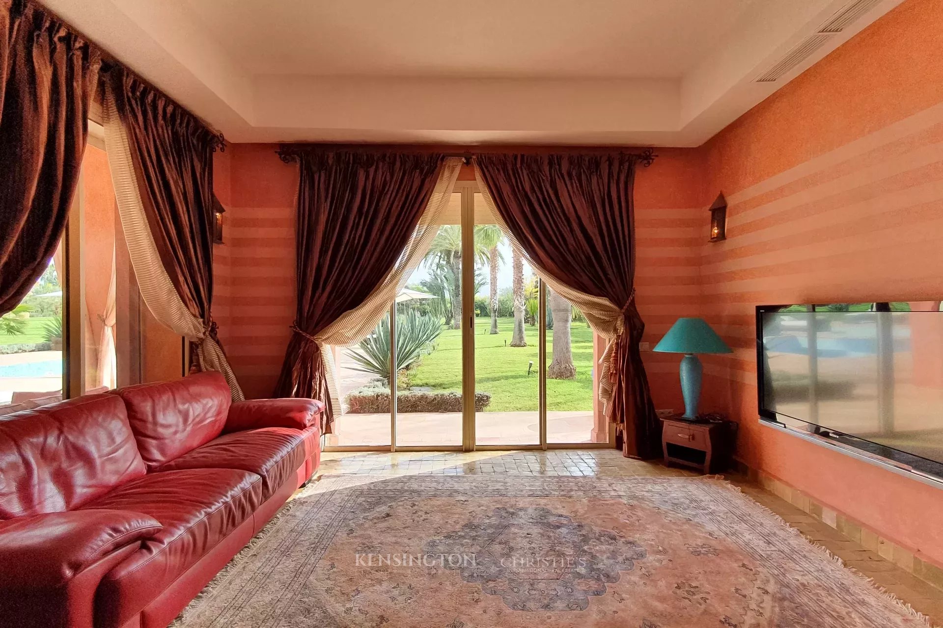 4 Bedroom Villa/Townhouse's Image 12