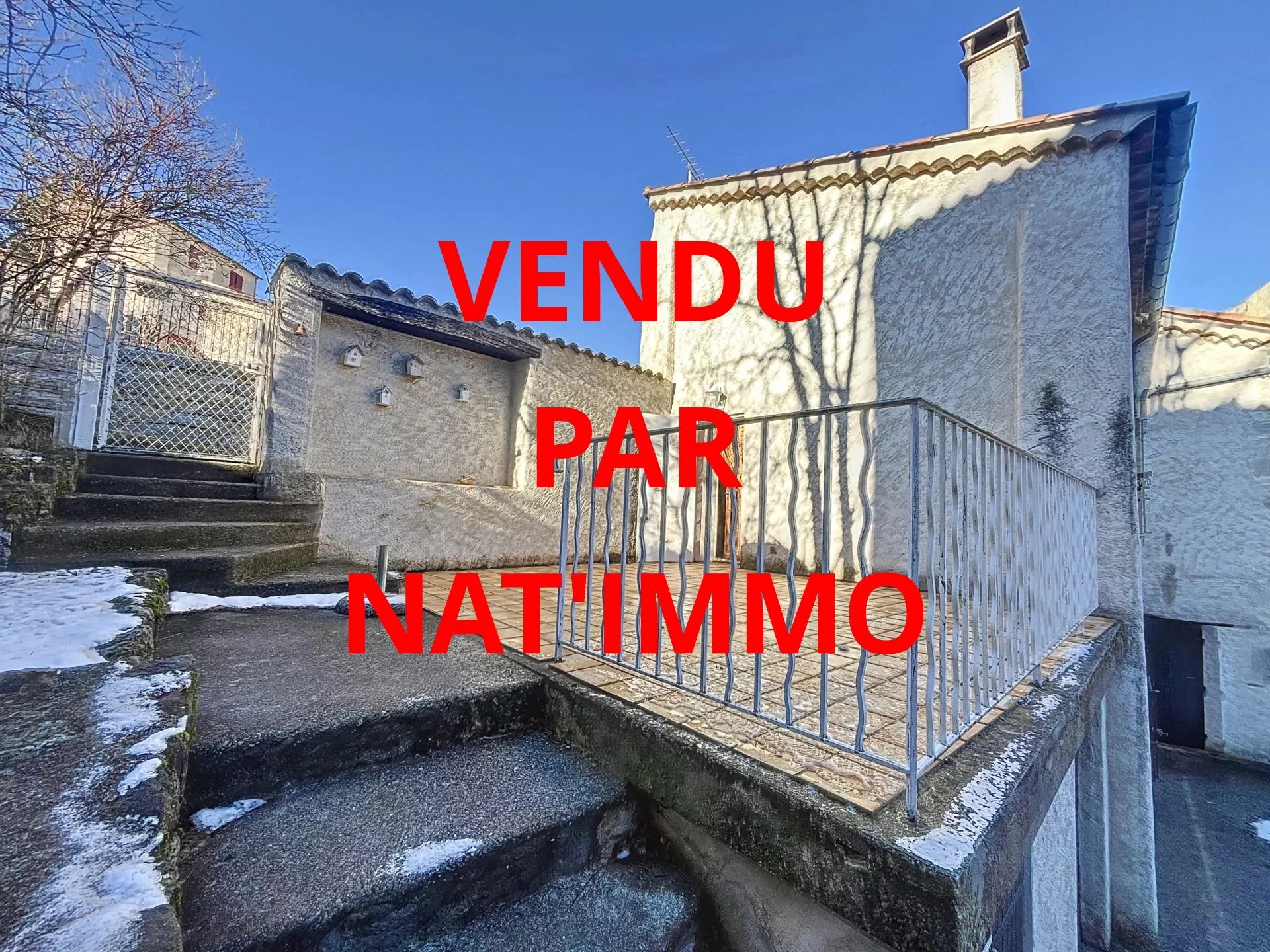 VENDUE MAISON DE VILLAGE 90 M² - Terrasse et Jardin