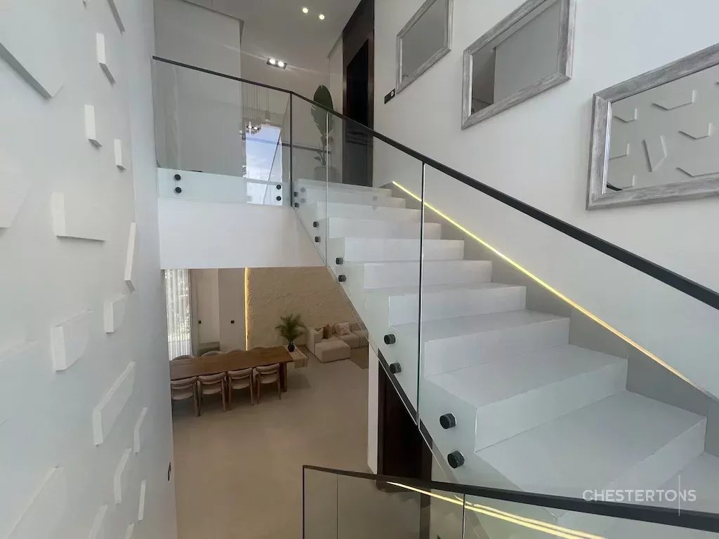  Image of Villa - 5 Bedrooms for Sale in Marrakech-Ménara-Marrakech-Morocco, Image 29