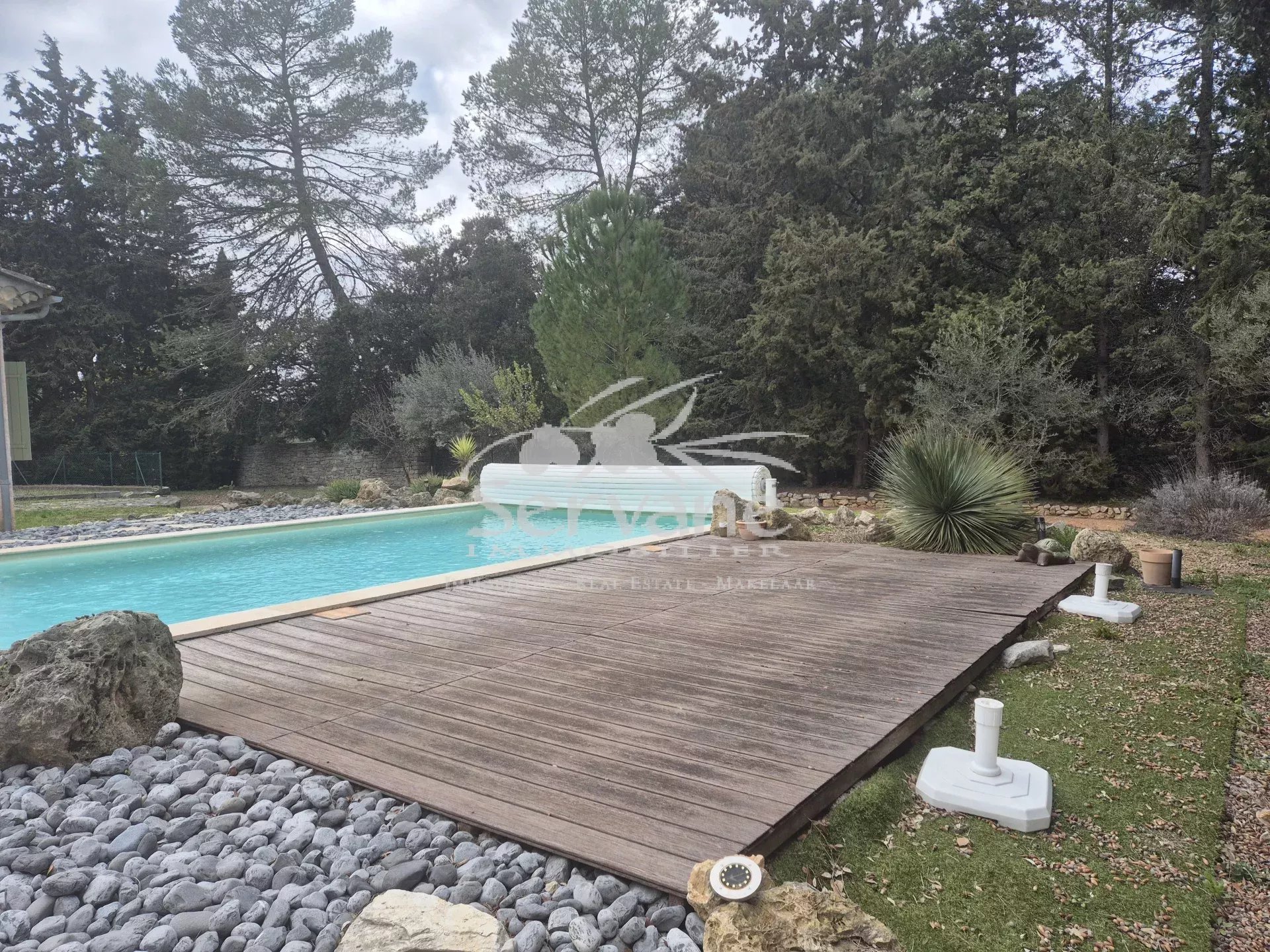 LORGUES CHARMING MAS IN PROVENCE WITH POOL