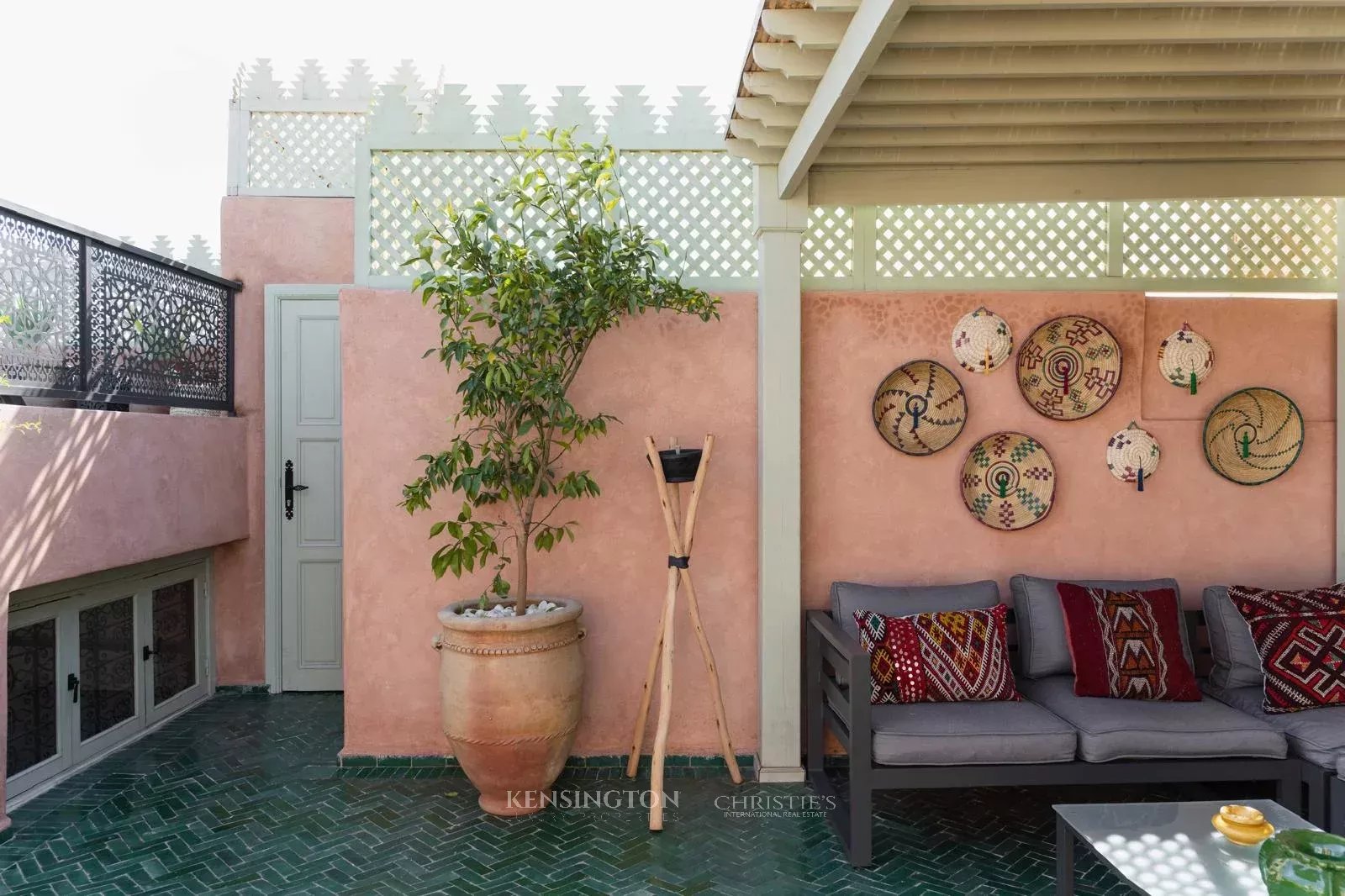 2 Bedroom Villa/Townhouse's Image 19