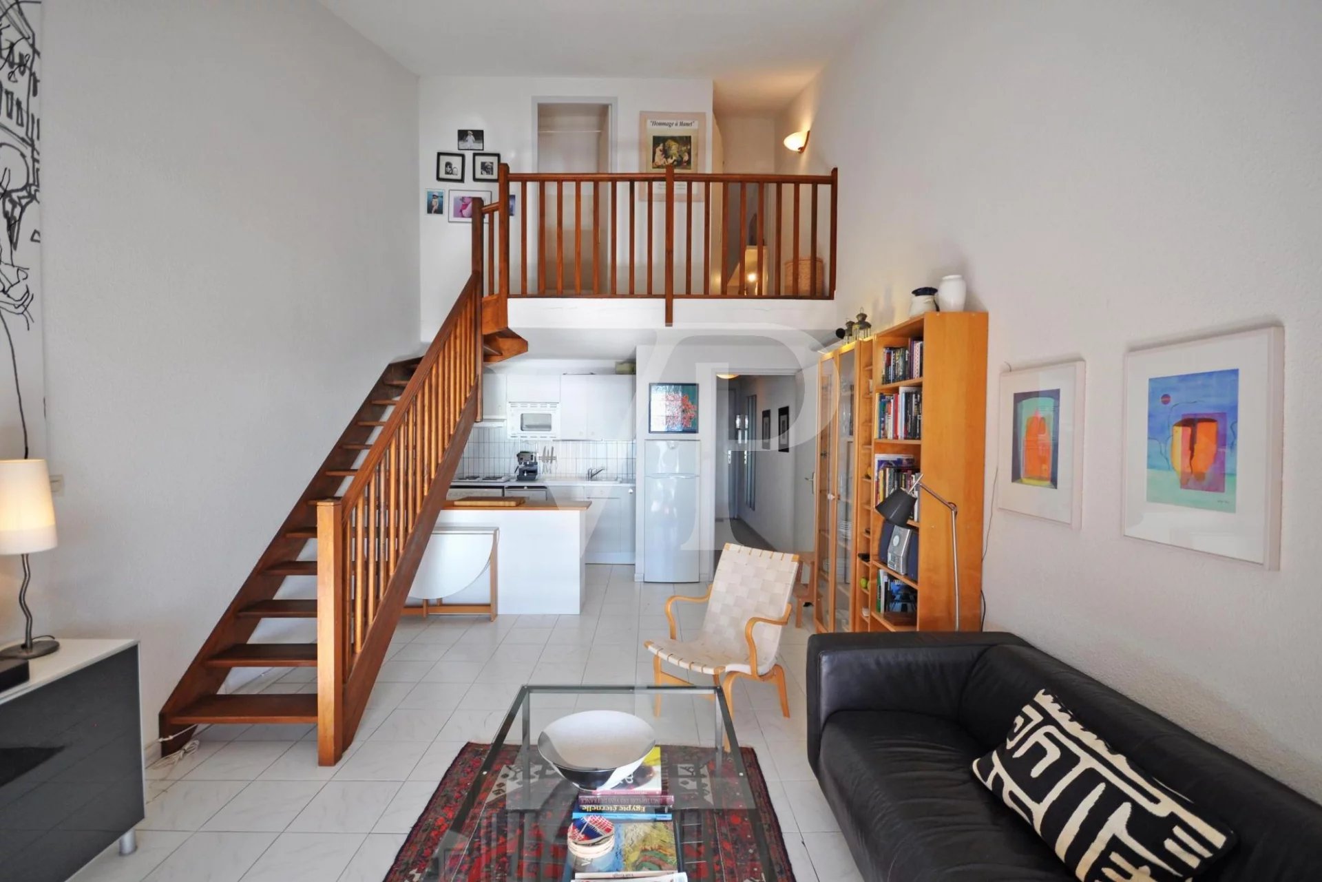 South Facing Sea View Apartment by the Port and Beach