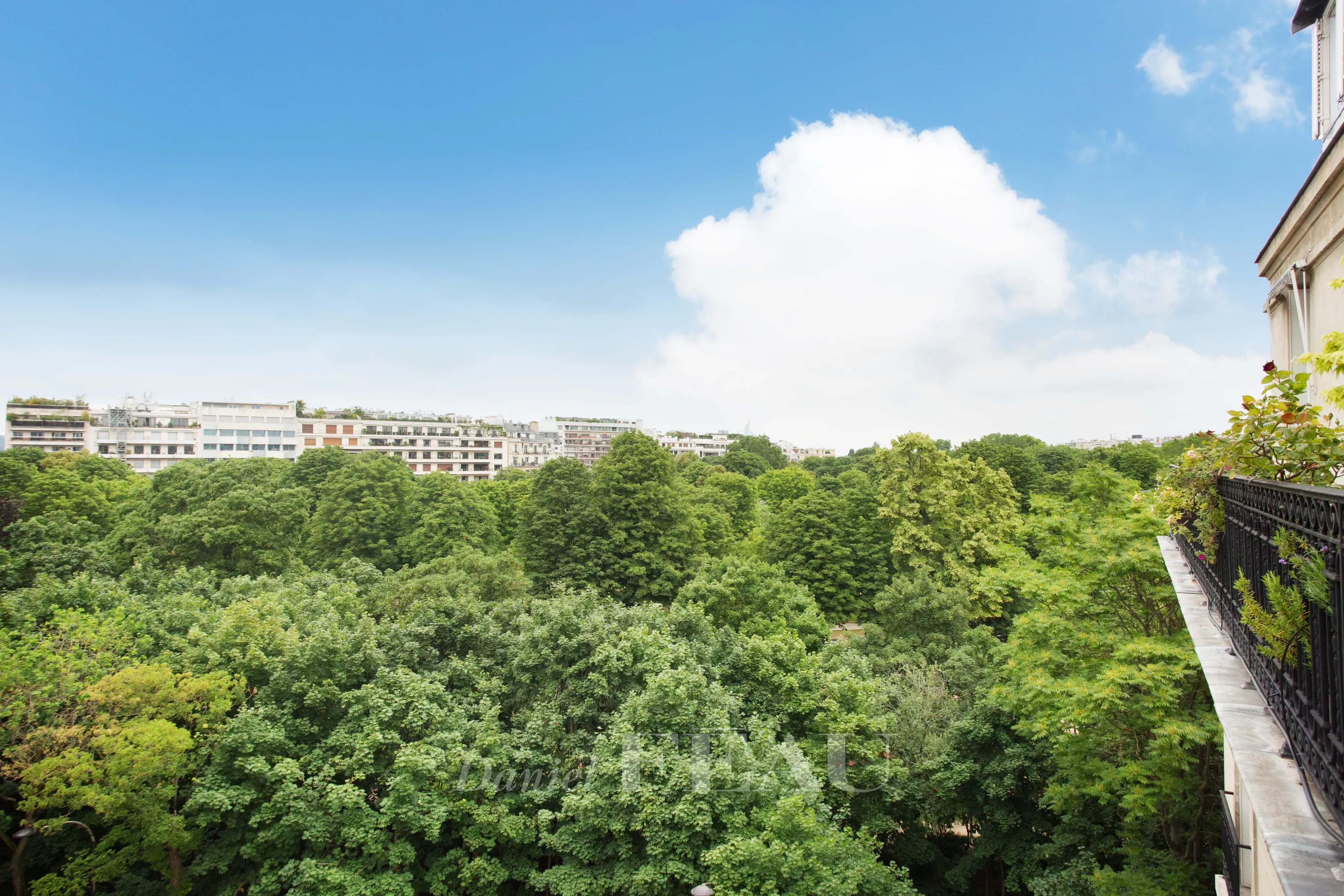 Rental Apartment Paris 16th