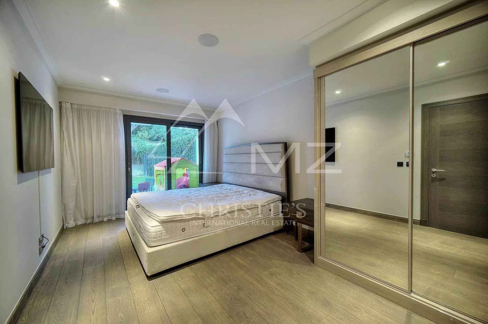 3 Bedroom Apartment/Flat's Image 6