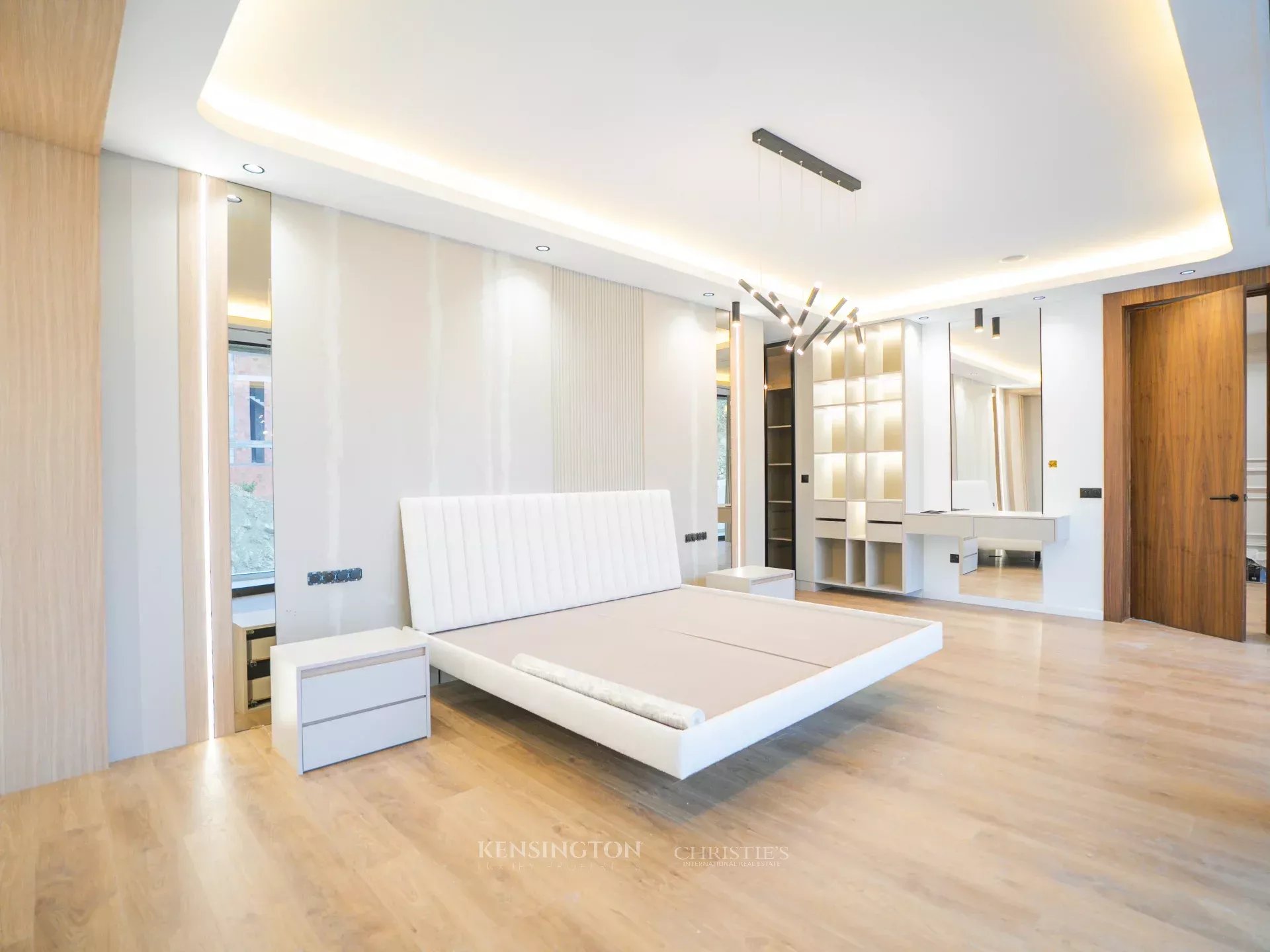 4 Bedroom Villa/Townhouse's Image 25