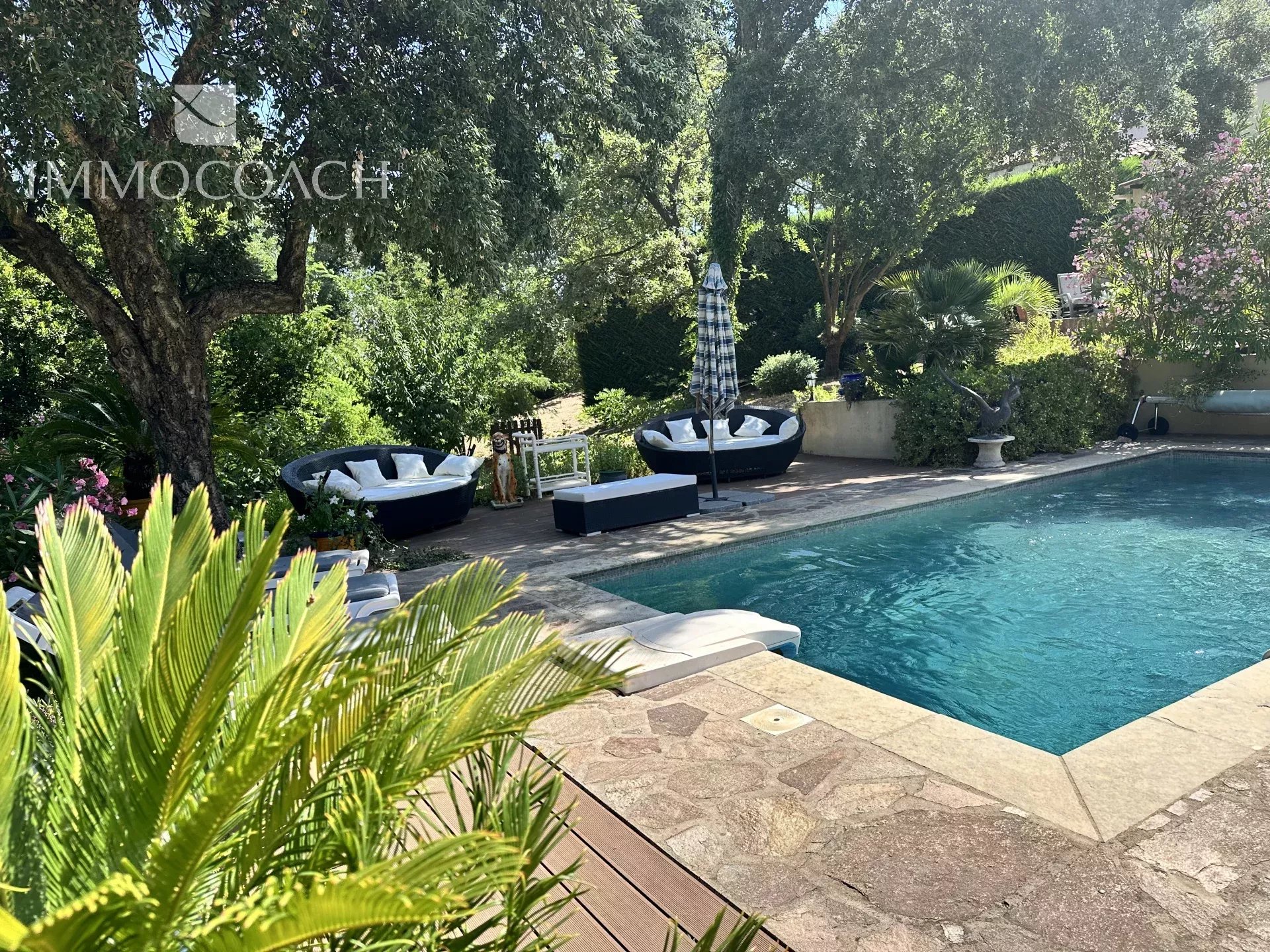 GOLFE de SAINT-TROPEZ Maison avec piscine