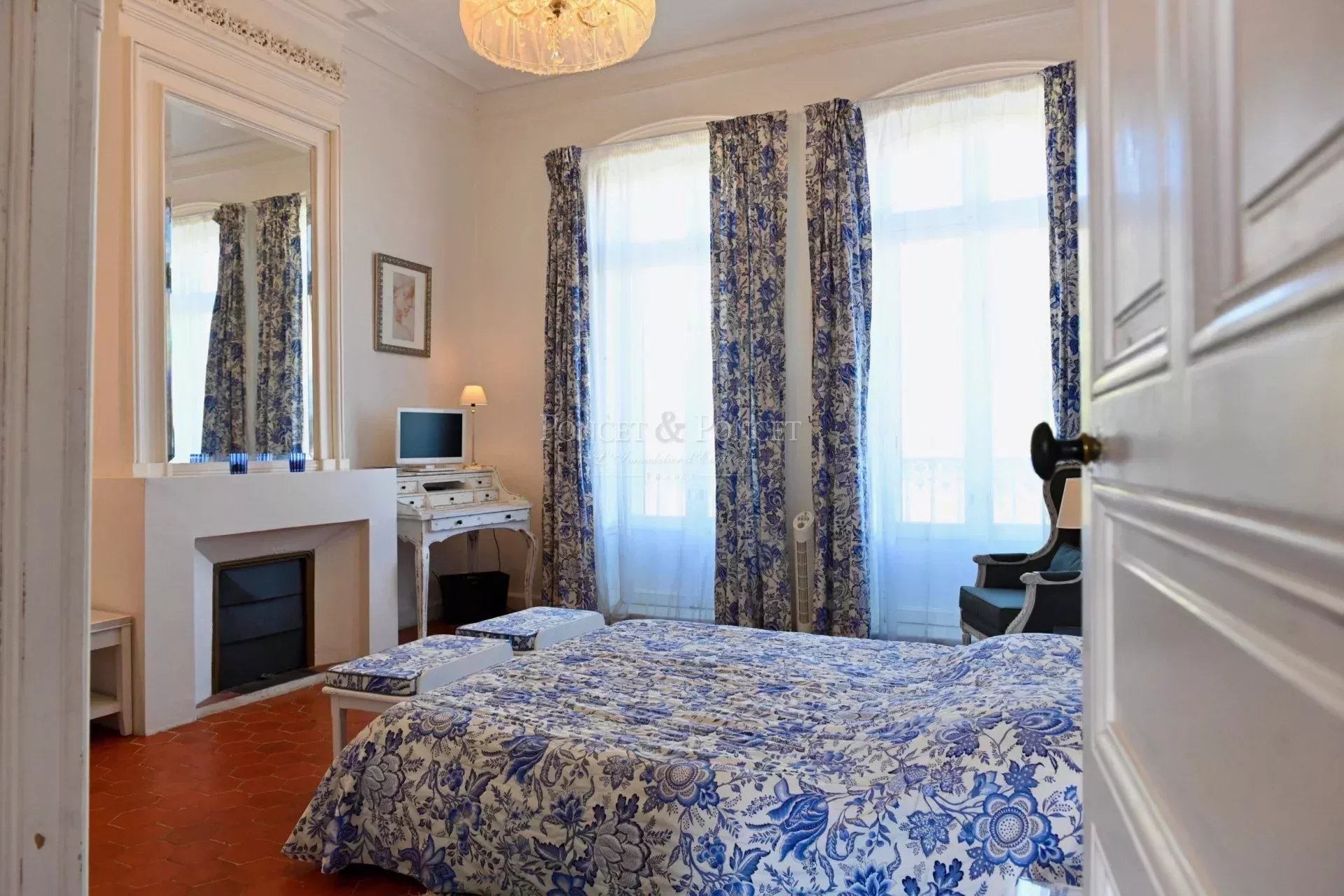 9 Bedroom Villa/Townhouse's Image 12