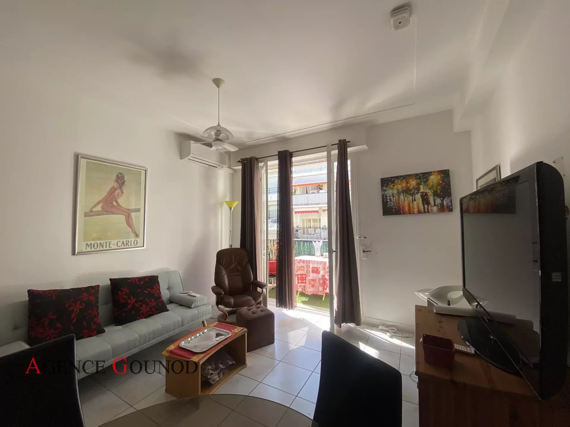 Appartement  - 3 pièces  - 56.0 m2 -  340 000 € - À vendre