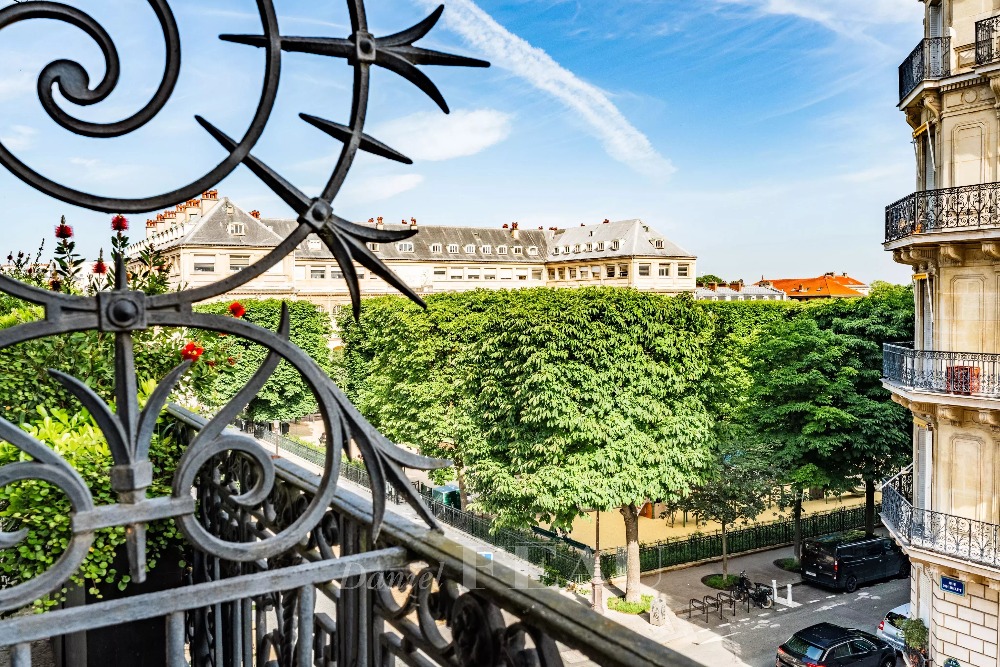 Sale Apartment Paris 6th