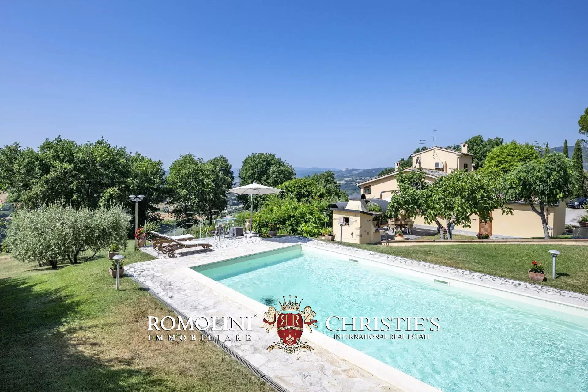 3 Bedroom Villa/Townhouse's Image 10