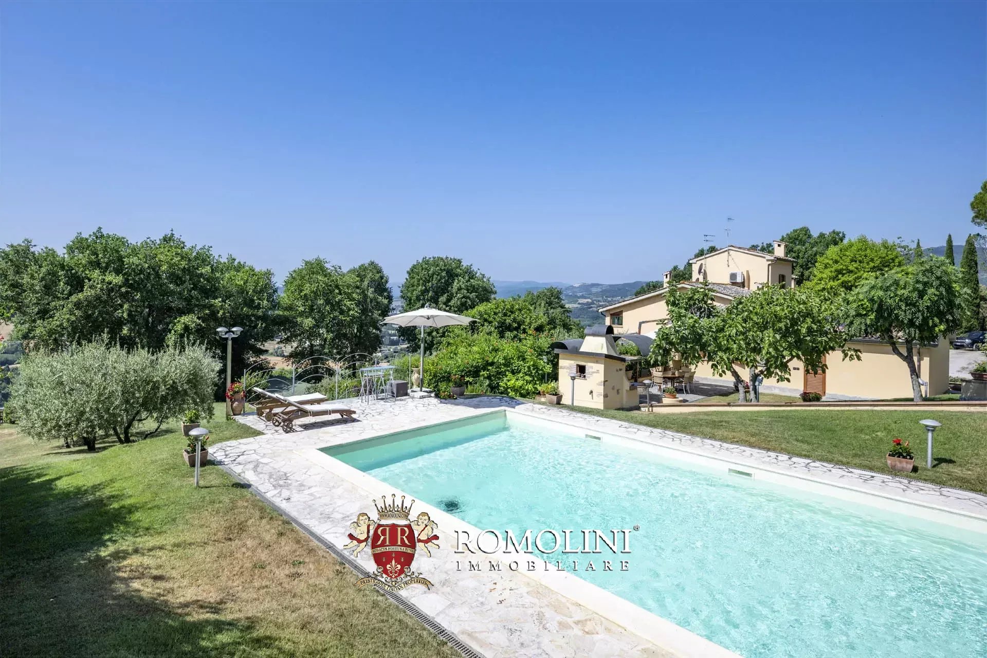 3 Bedroom Villa/Townhouse's Image 10