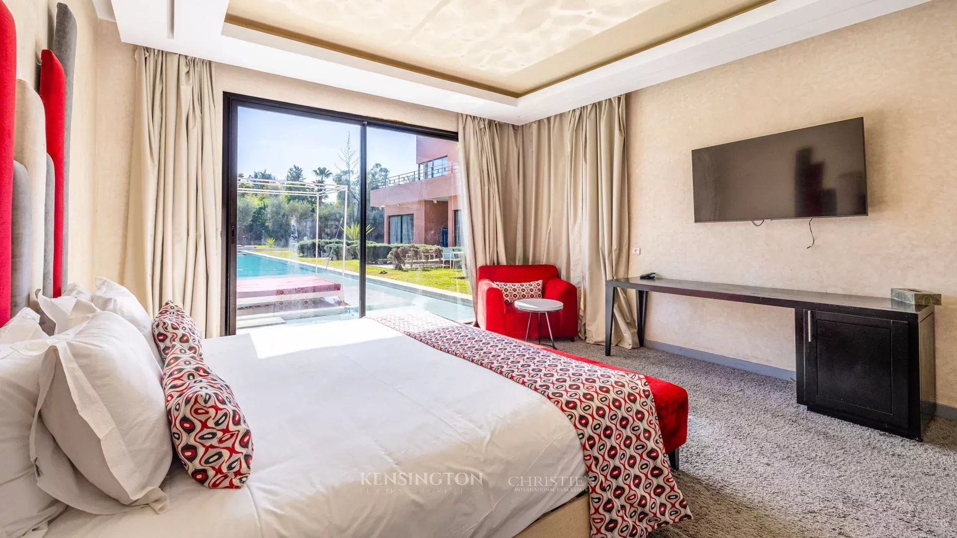 11 Bedroom Villa/Townhouse's Image 39