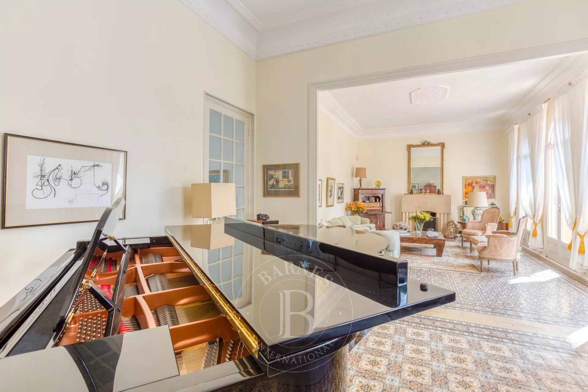 Villa Cannes - picture 8