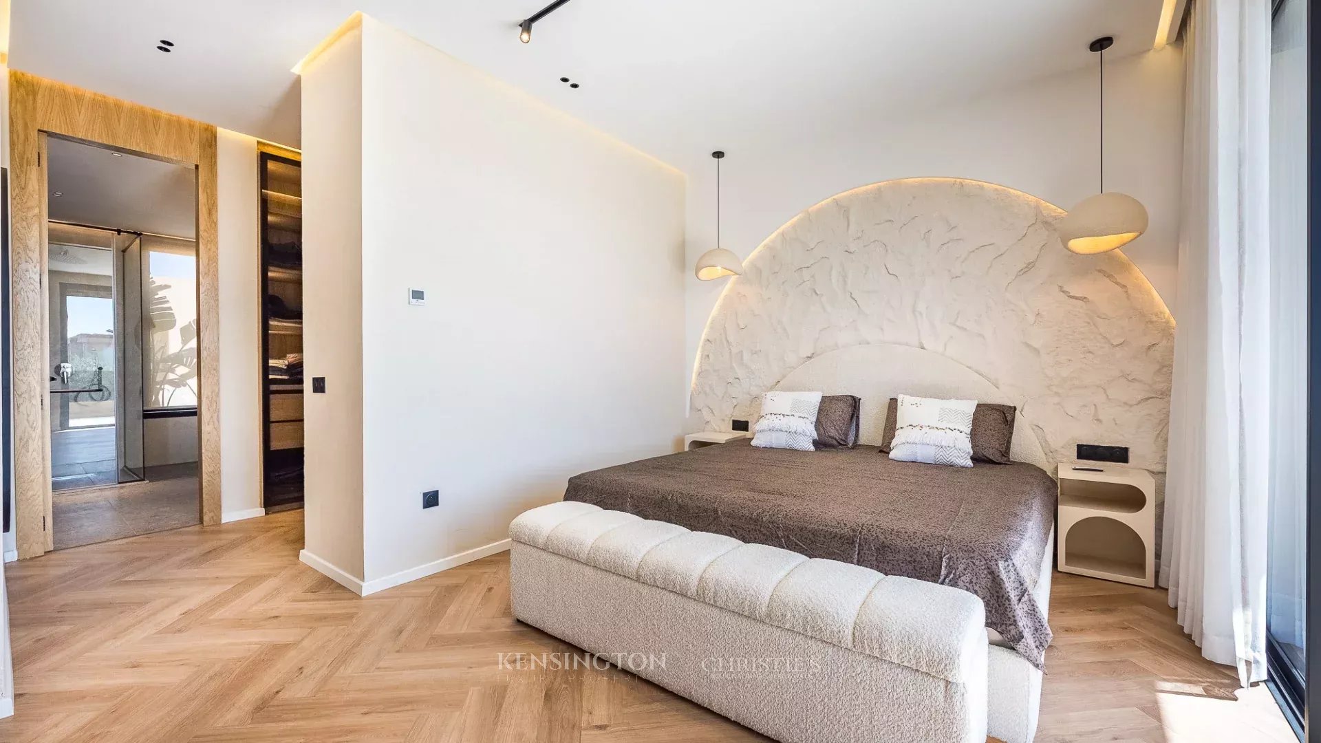 4 Bedroom Villa/Townhouse's Image 17