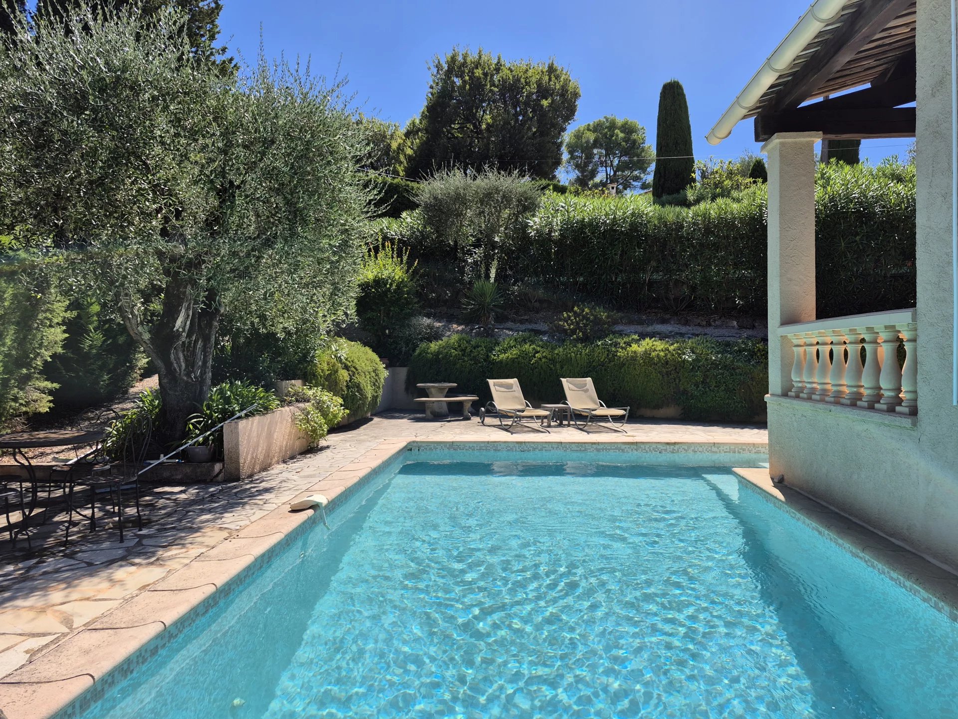 Image of Villa - 3 Bedrooms for Sale in Alpes-Maritimes-Mougins-France, Image 3