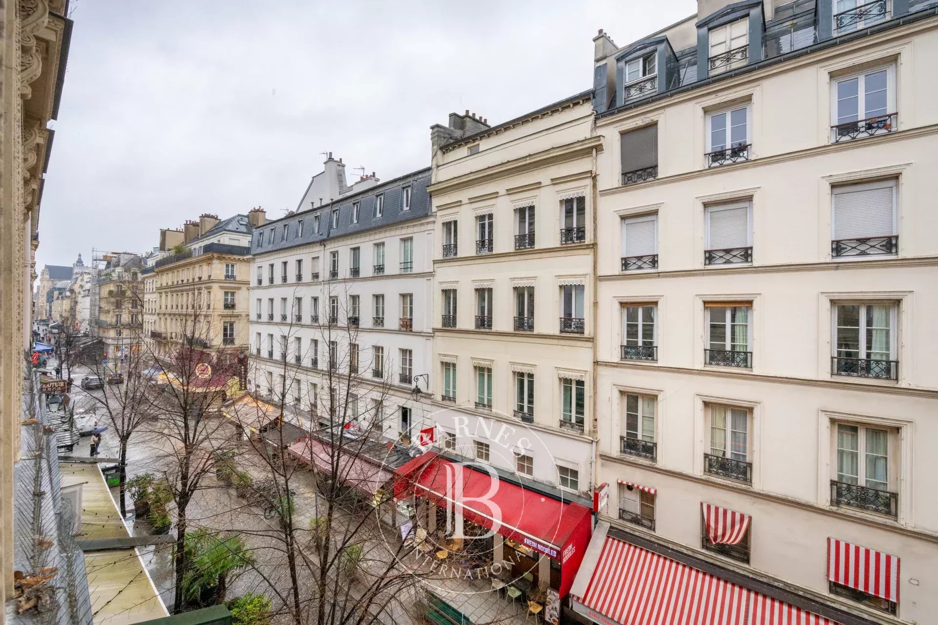 Daire Paris 4ème - picture 20