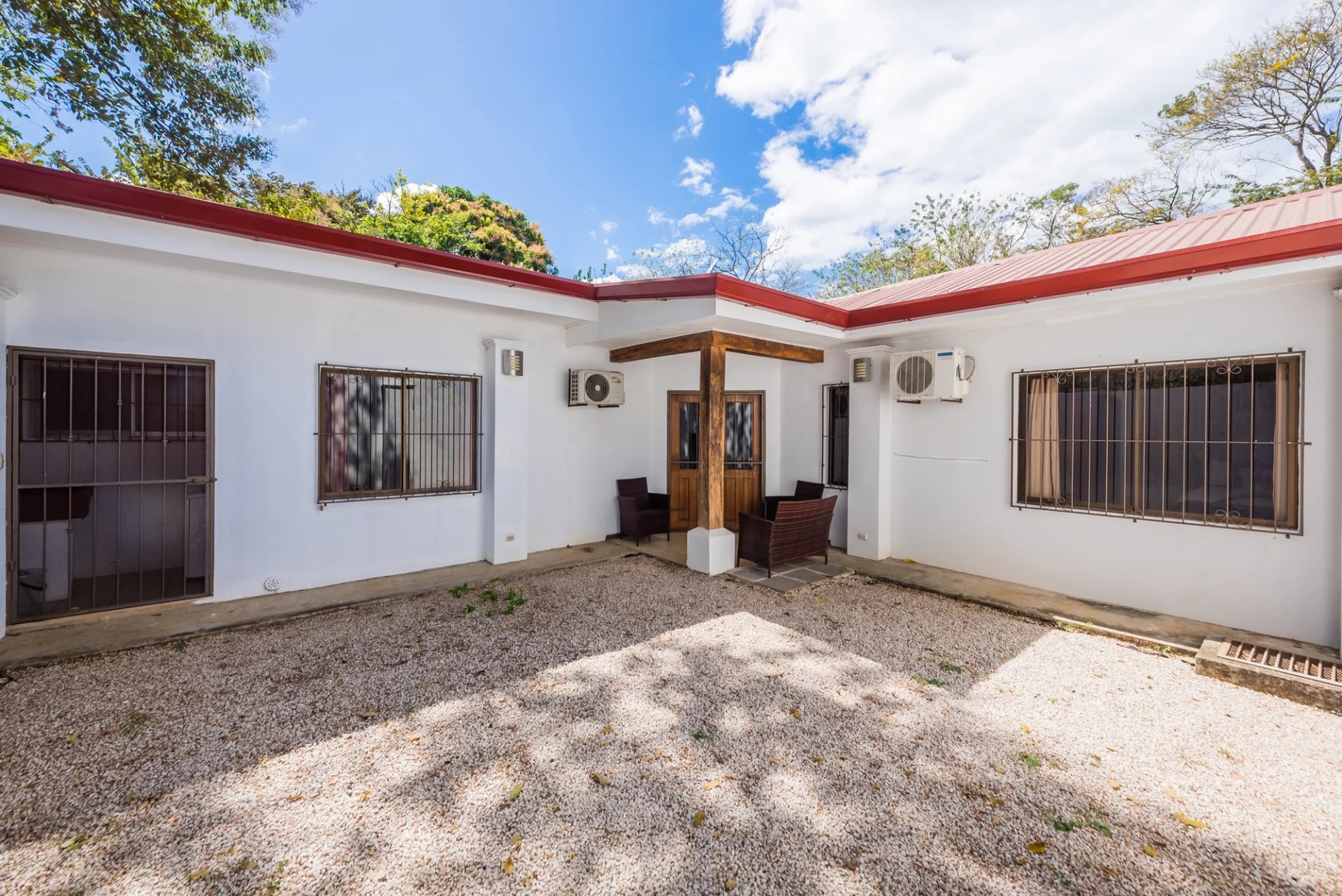 167 m2 house, just 1.5 km from Playa Tamarindo