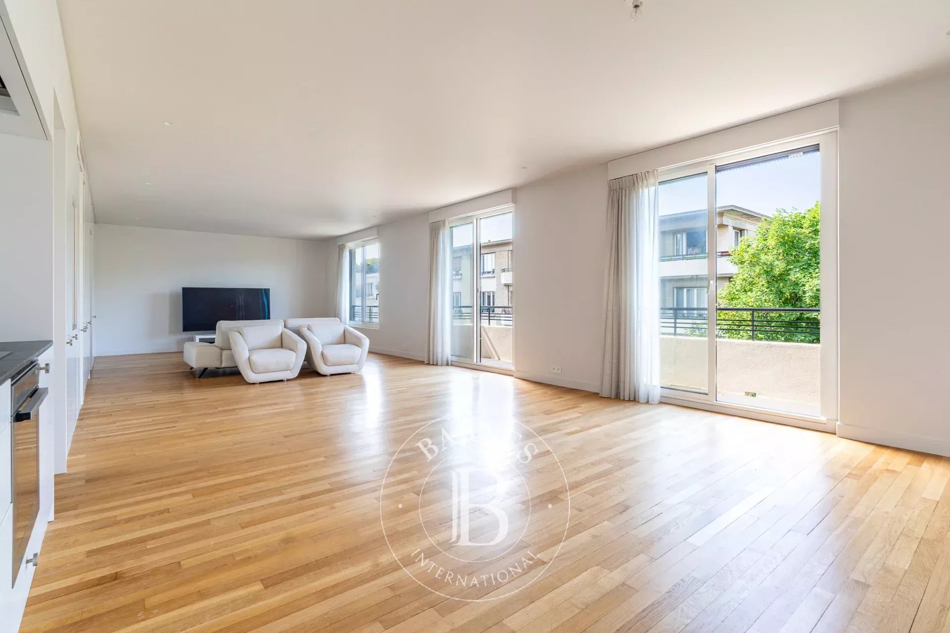 Apartment Neuilly-sur-Seine  -  ref 87034864 (picture 1)