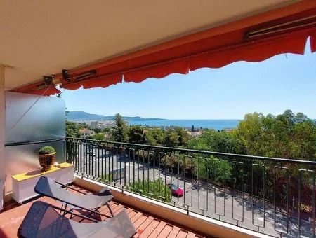 Agence immobilière de JOHN ROYCE