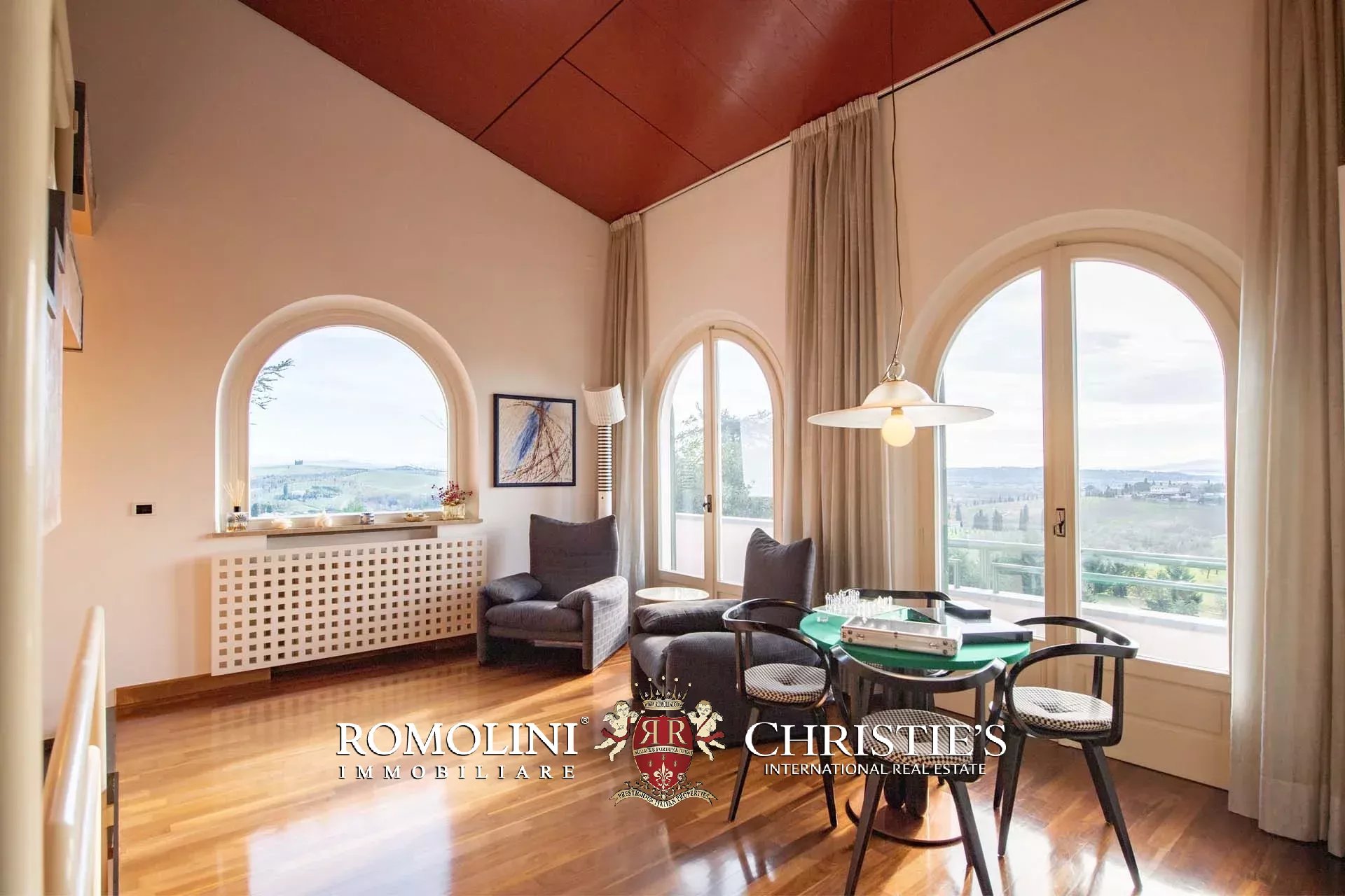 5 Bedroom Villa/Townhouse's Image 28