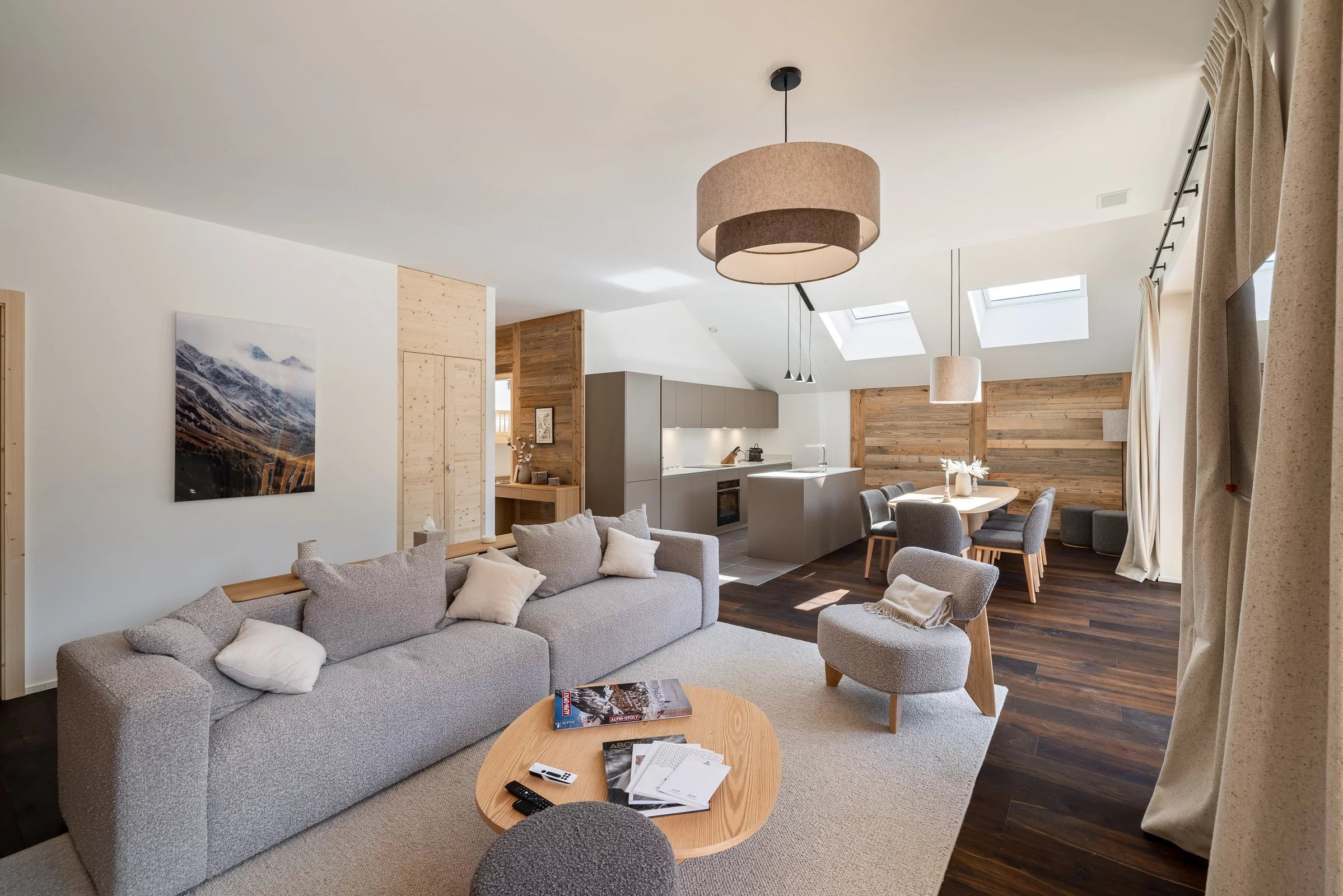 GRIMENTZ - GUERNERES EXCLUSIVE LODGE - THE RESIDENCE WITH EXCLUSIVES SERVICES !
