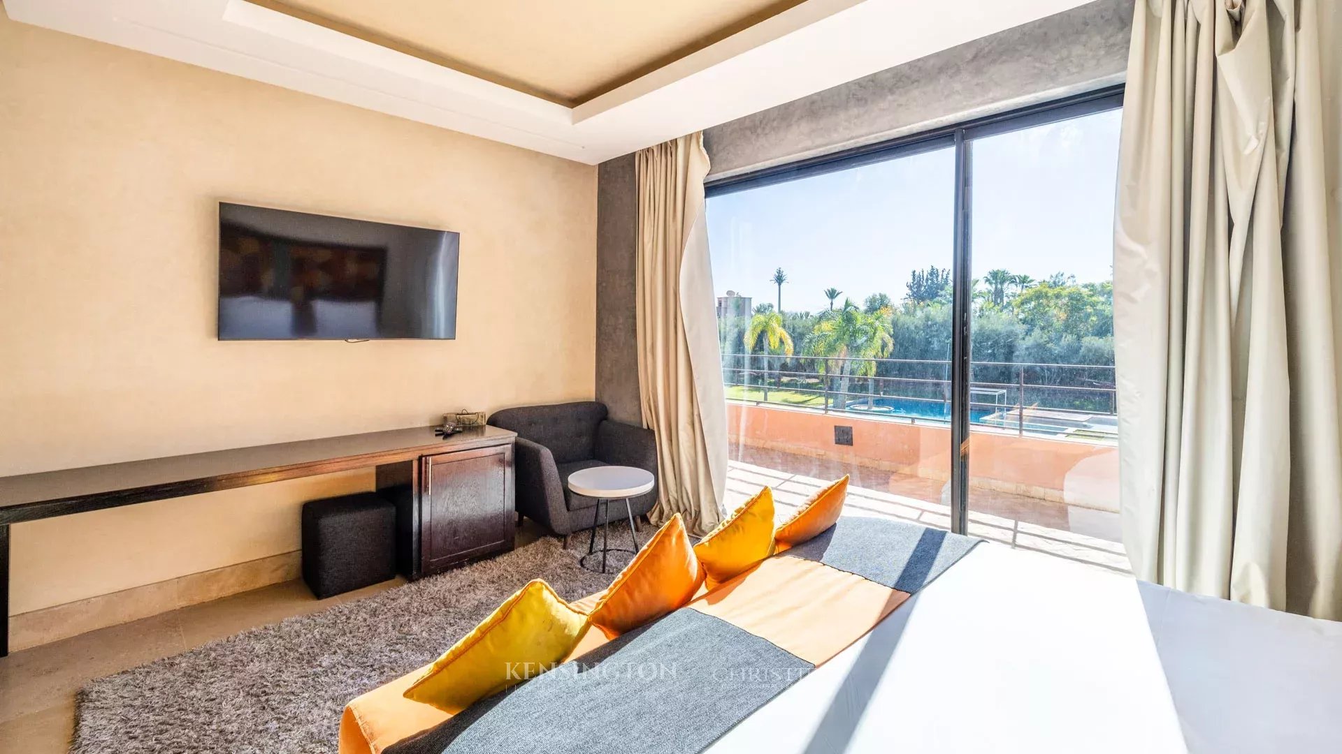 11 Bedroom Villa/Townhouse's Image 9