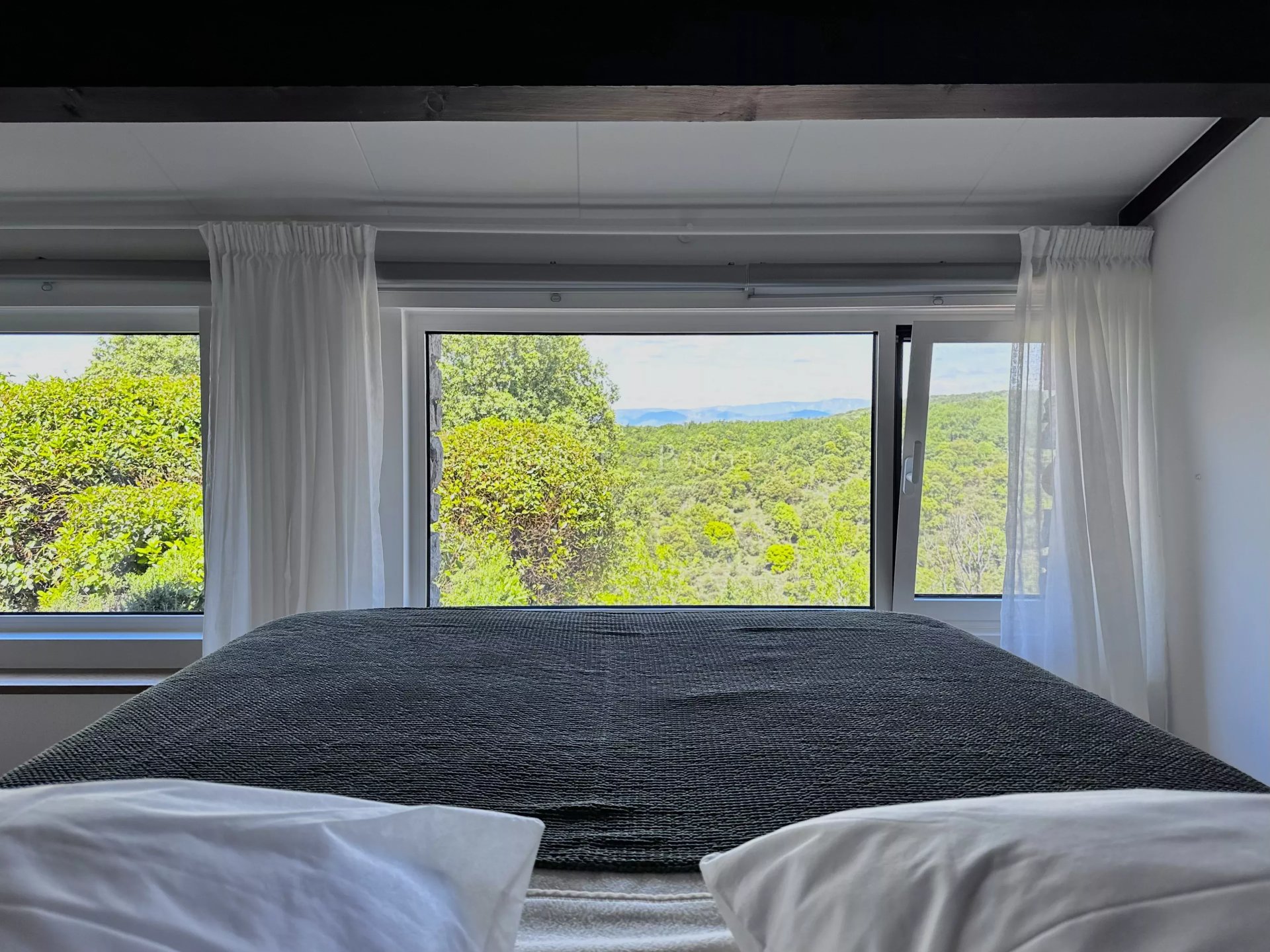 5 Bedroom Villa/Townhouse's Image 8