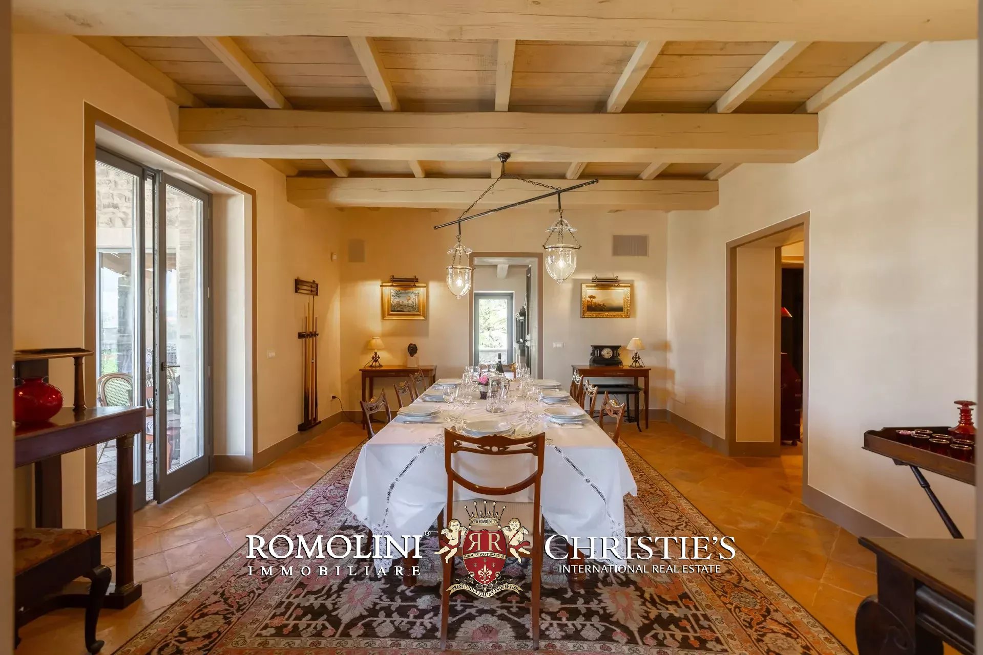 6 Bedroom Villa/Townhouse's Image 74