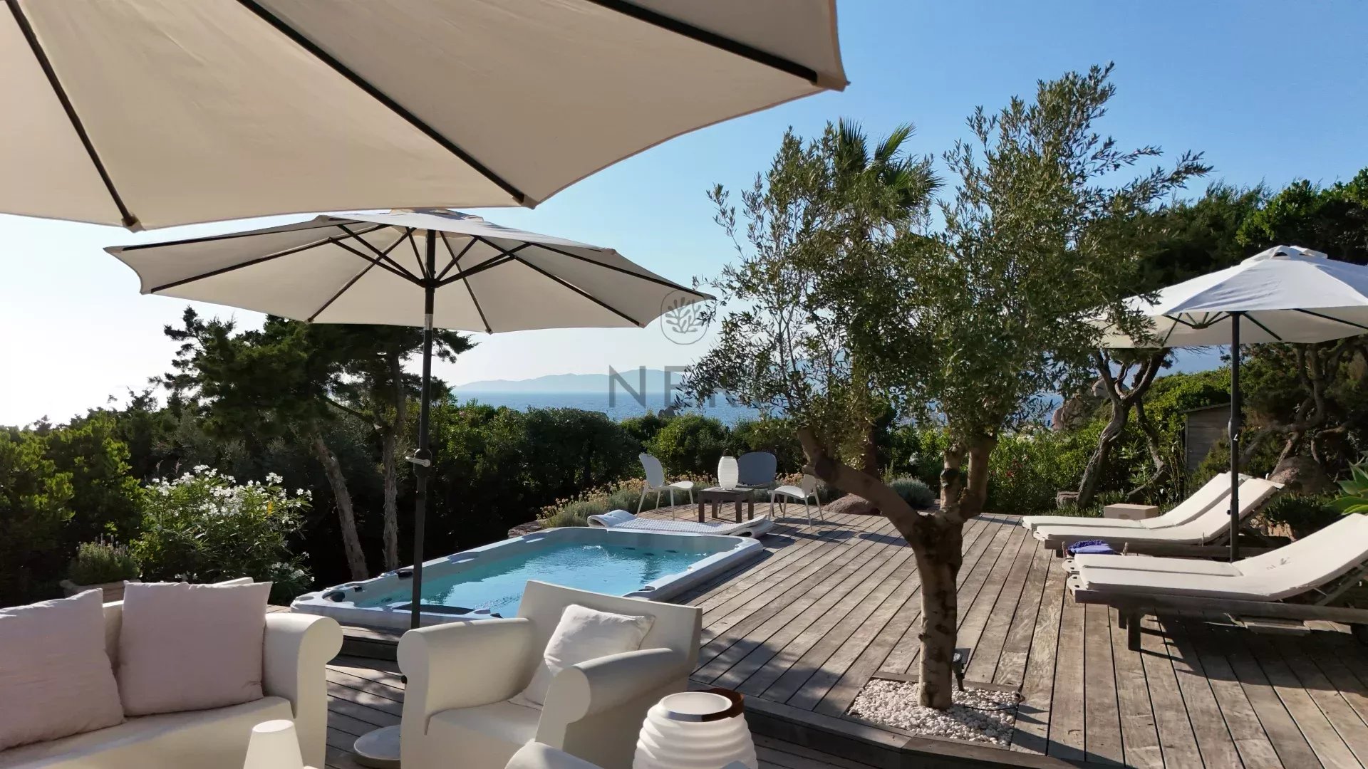 Villa NEPITA - 5 chambres, vue mer, jacuzzi