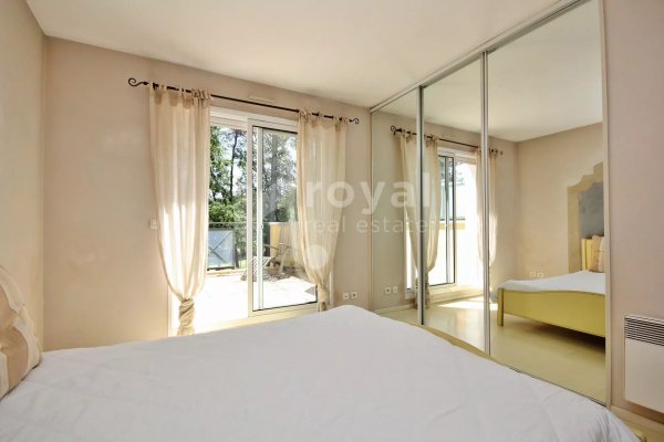 FOR SALE VILLA - MOUGINS GOLF — photo 7