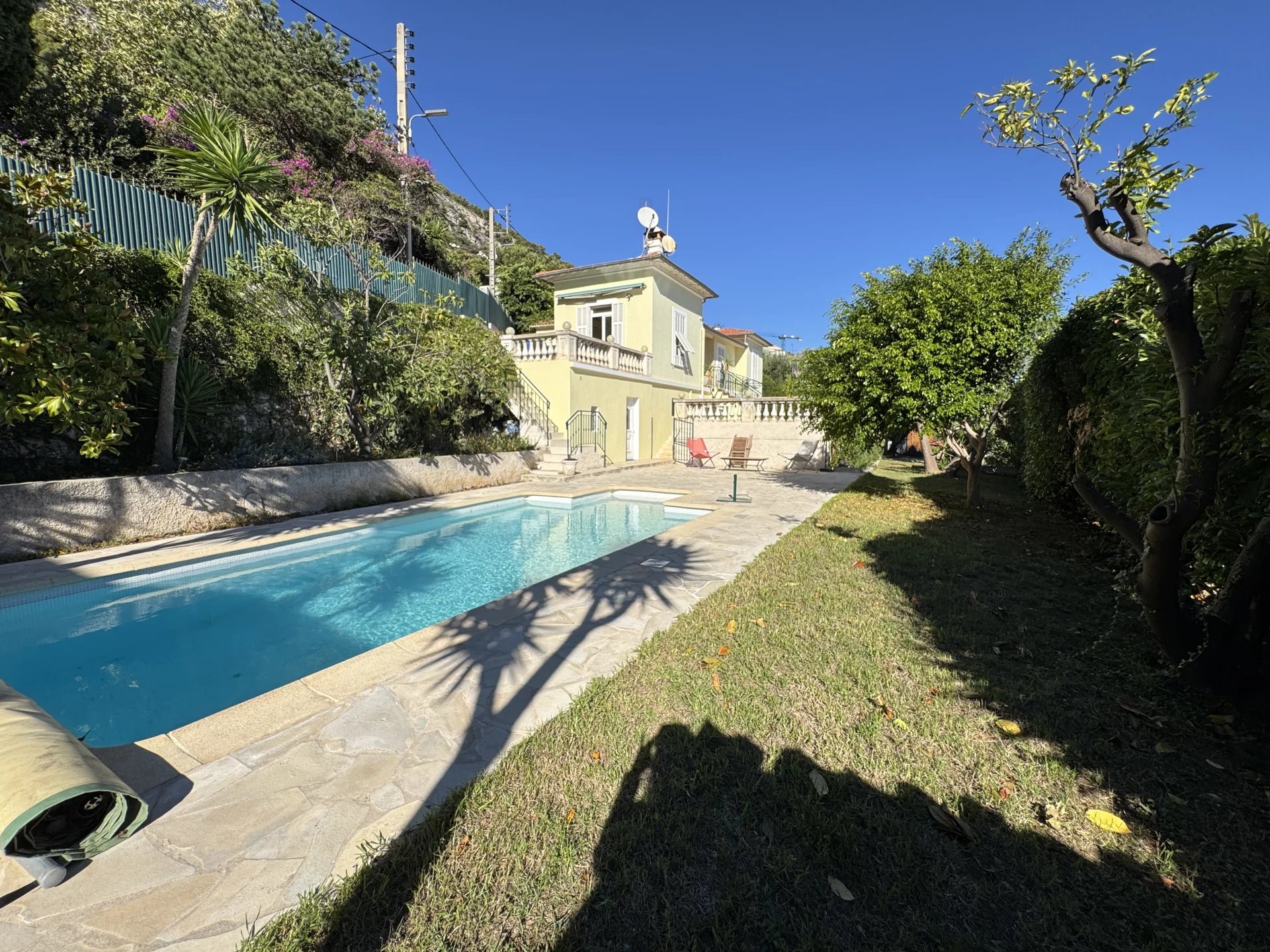 CAP D'AIL "Hopital" Villa 2 bedrooms | Pool | Quiet