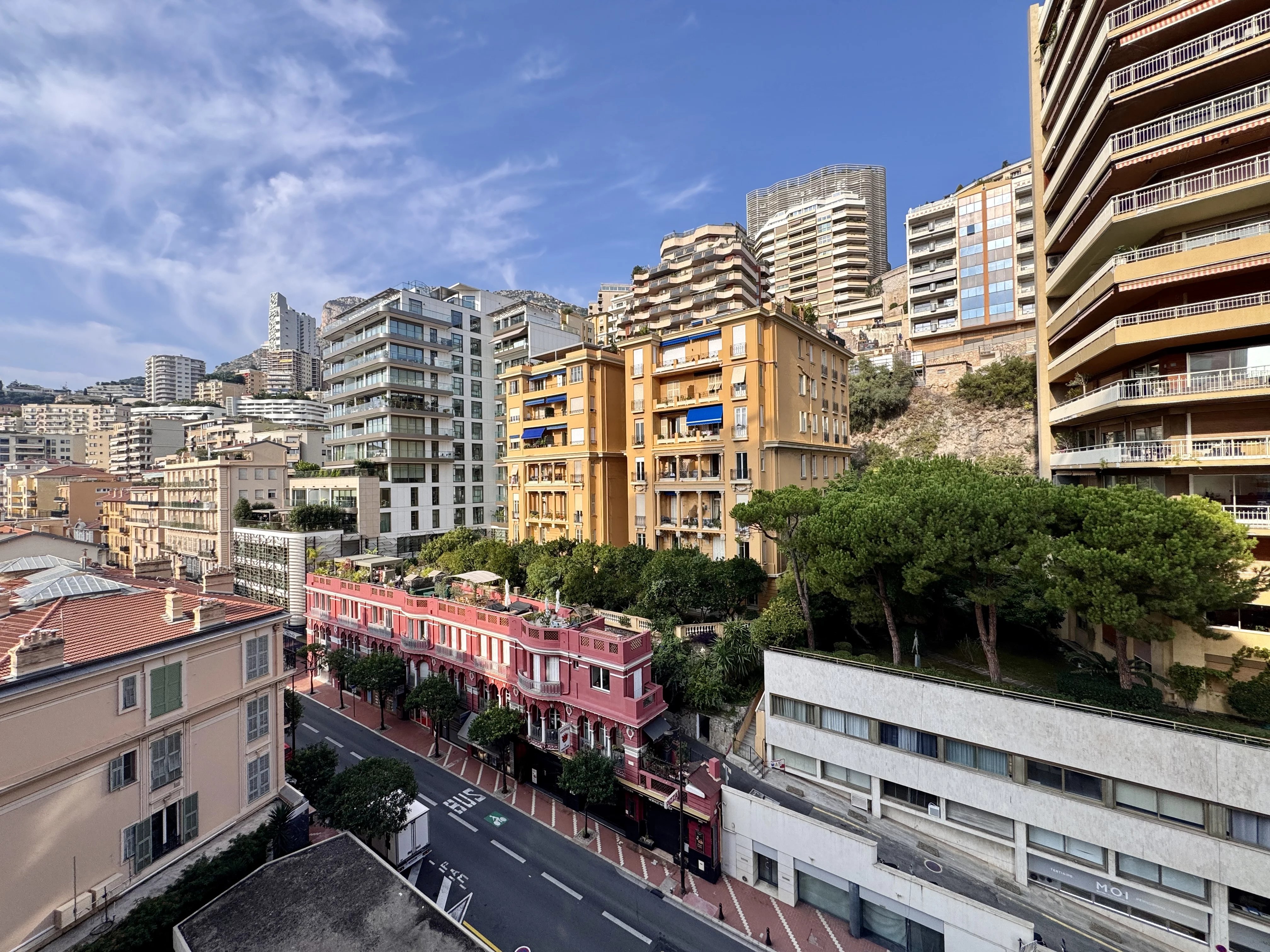 Prime Location in the Heart of Monaco – Front Row Grand Prix View