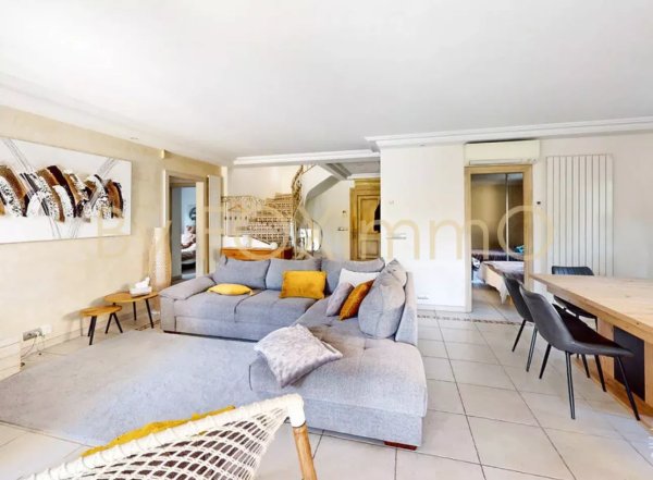 Antibes Villa for sale with Pool and Guest House — photo 5