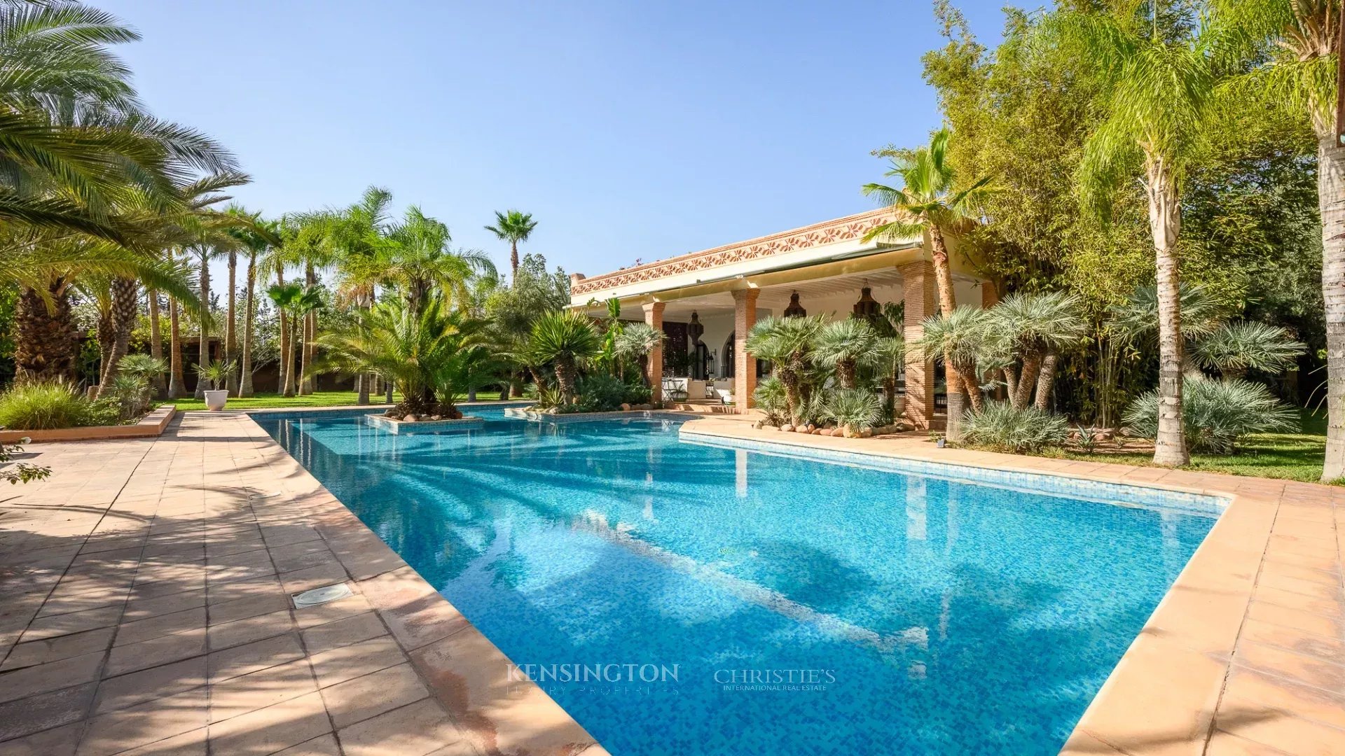 5 Bedroom Villa/Townhouse's Image 49