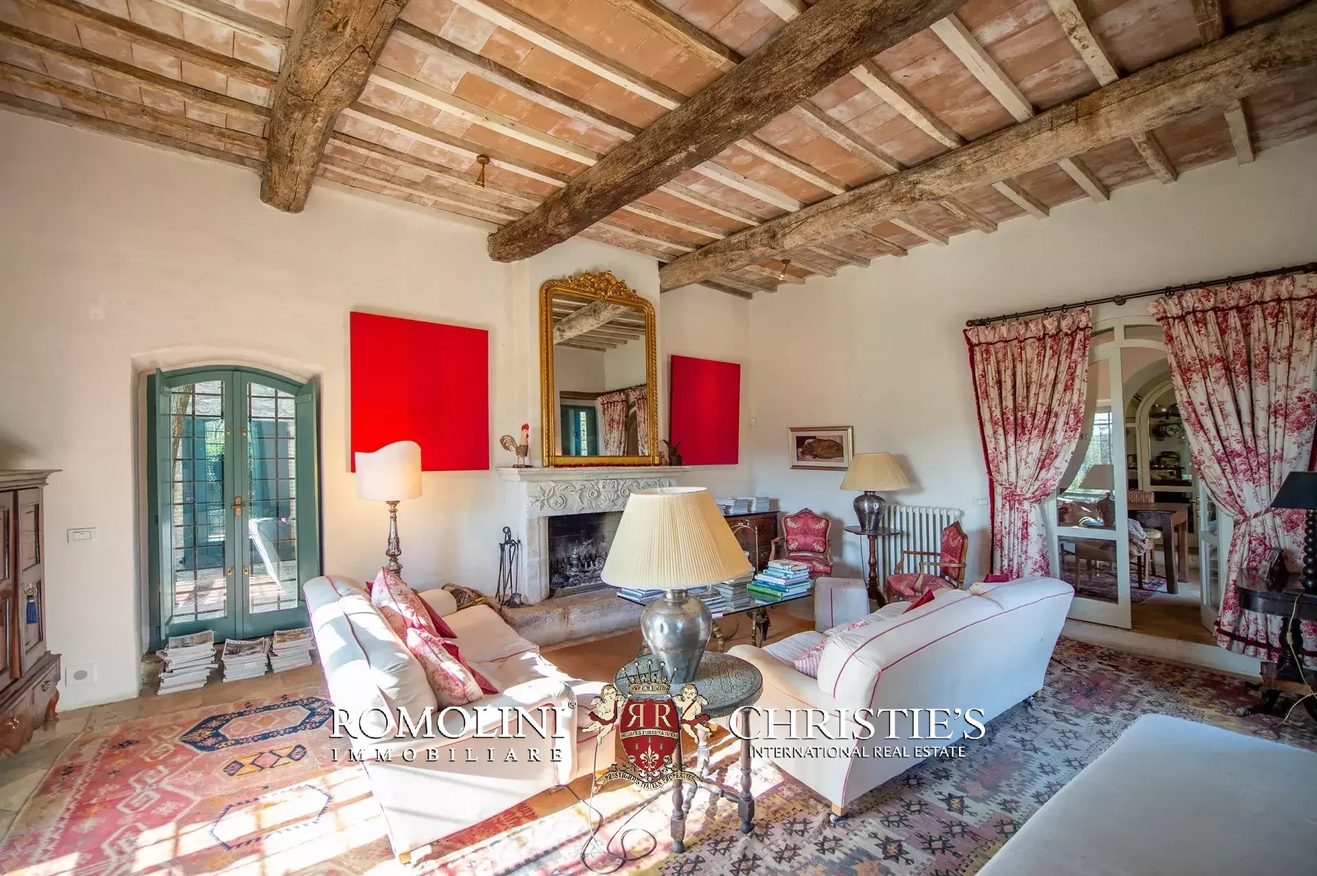  FINELY RESTORED RURAL COMPLEX FOR SALE IN UMBERTIDE UMBRIA