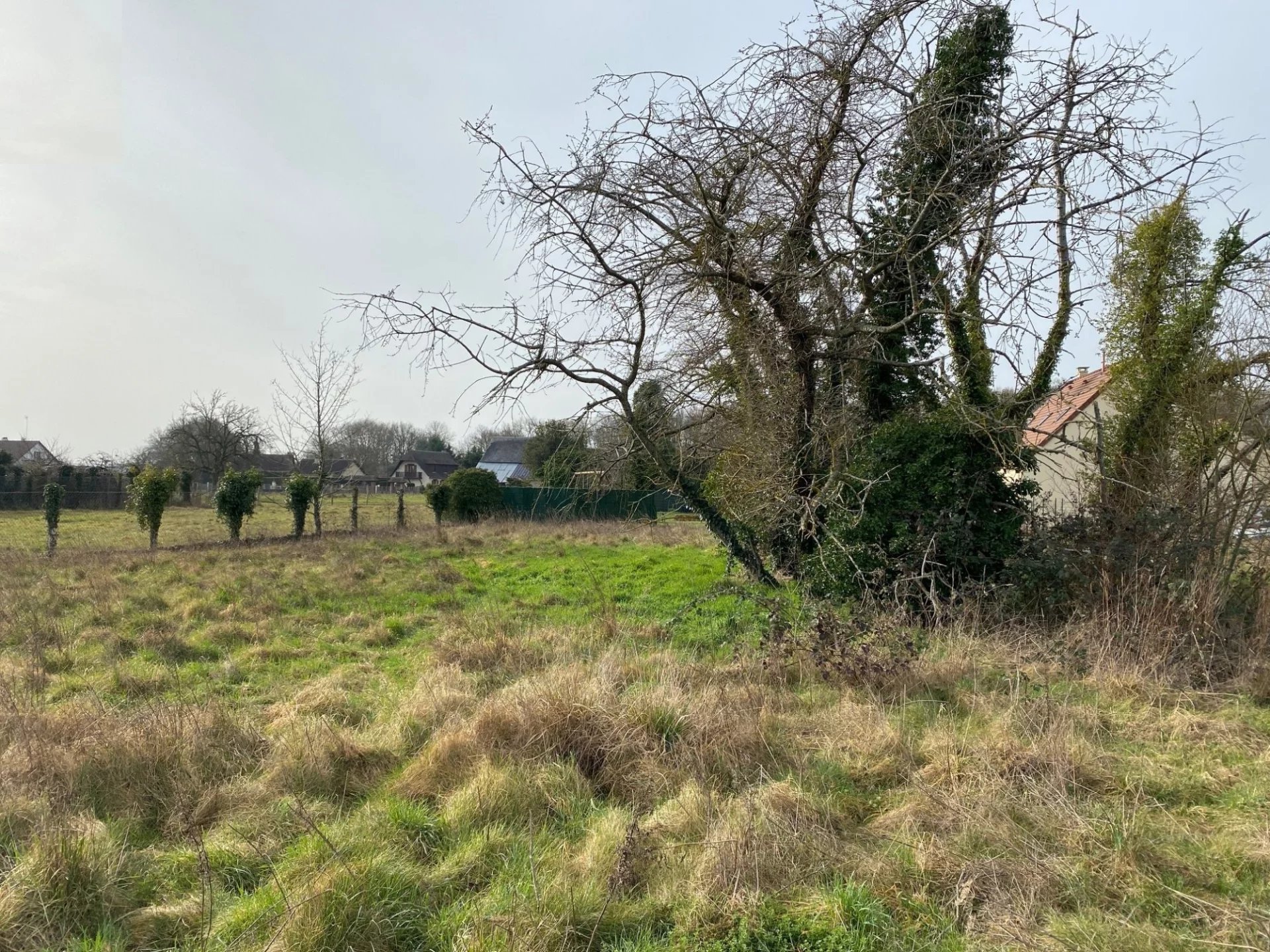 AXE PACY / EVREUX - TERRAIN A BATIR