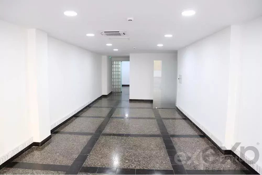 Loja disponivel para comercio/serviços