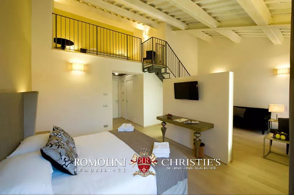 52 Bedroom Villa/Townhouse's Image 54