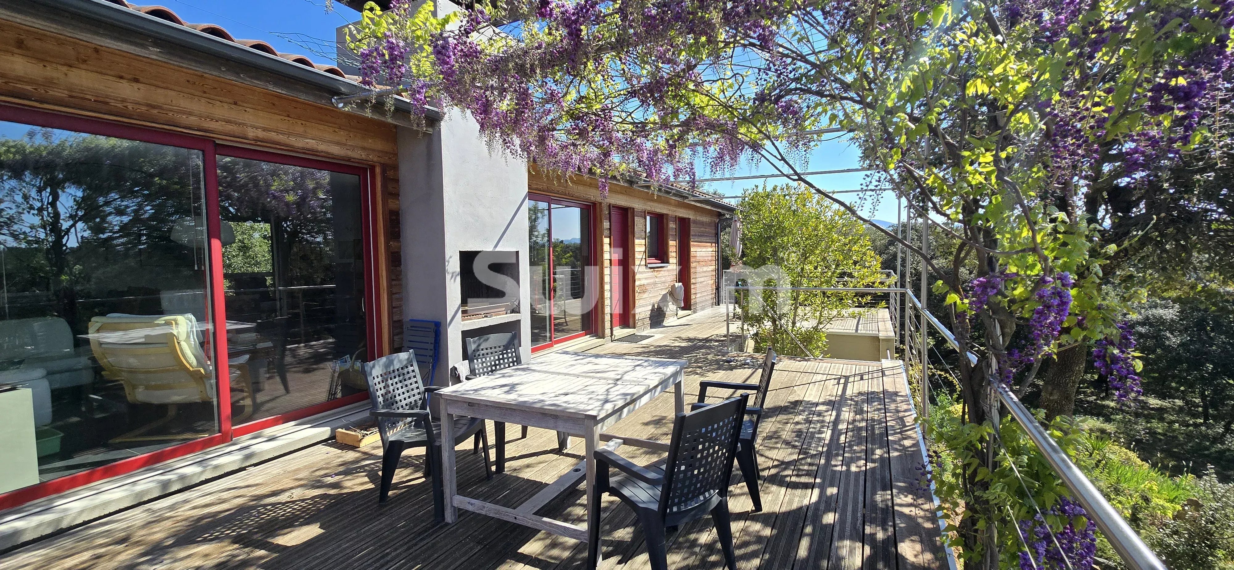 Agence immobilière de THIERRY VEYRADIER AGENCE IMMOBILIER