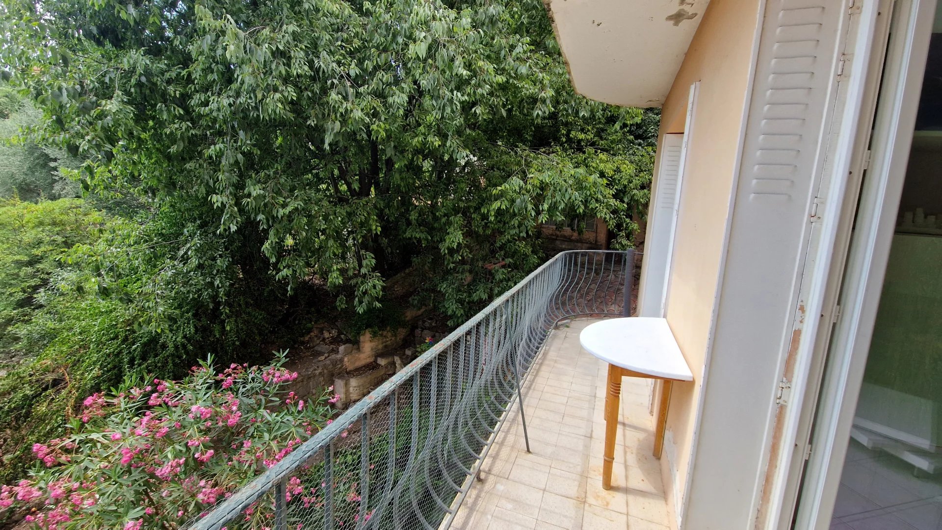 06130 GRASSE APPARTEMENT