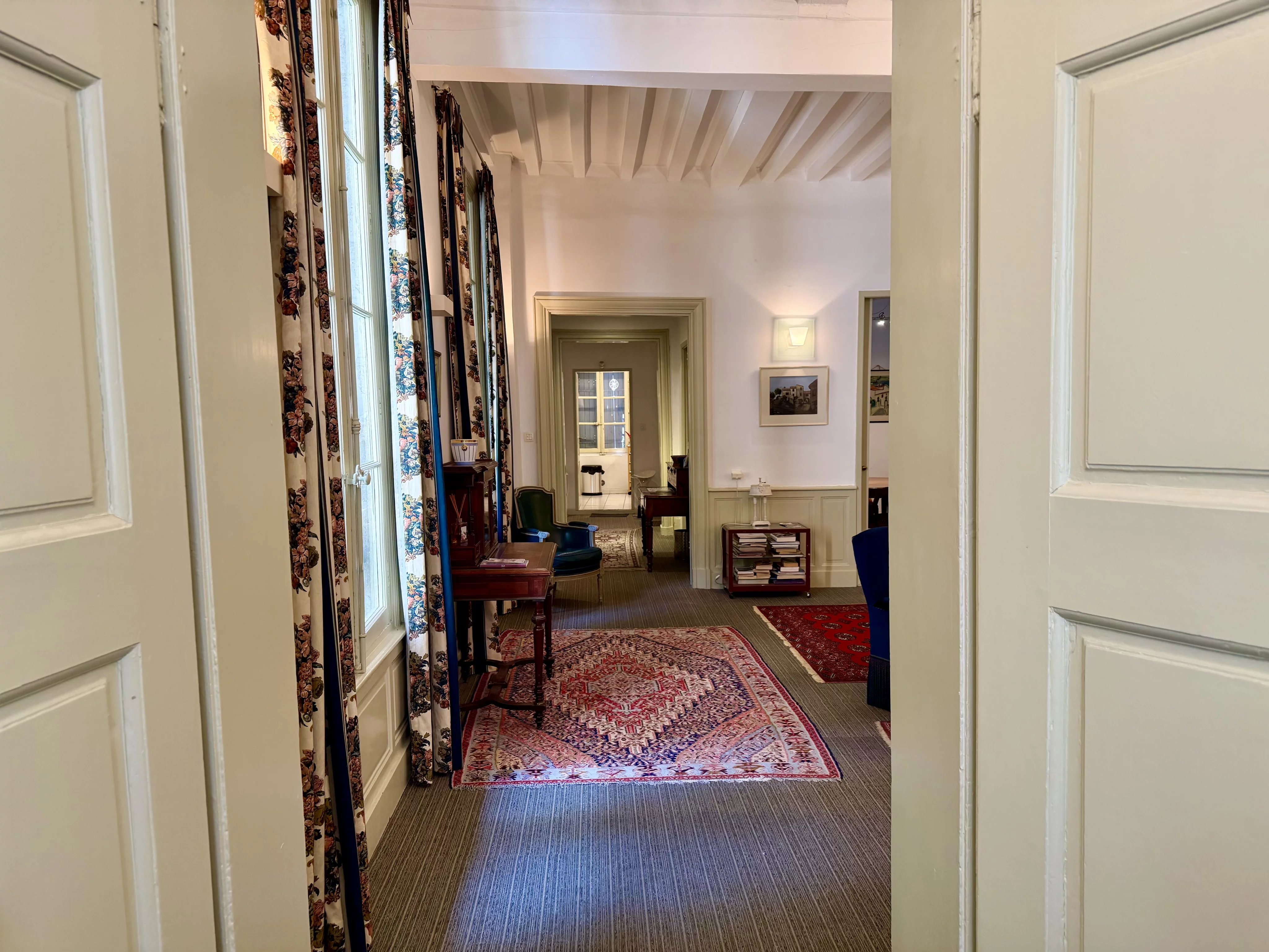 Exceptional bourgeois apartment – Unobstructed view of the Palais des Papes
